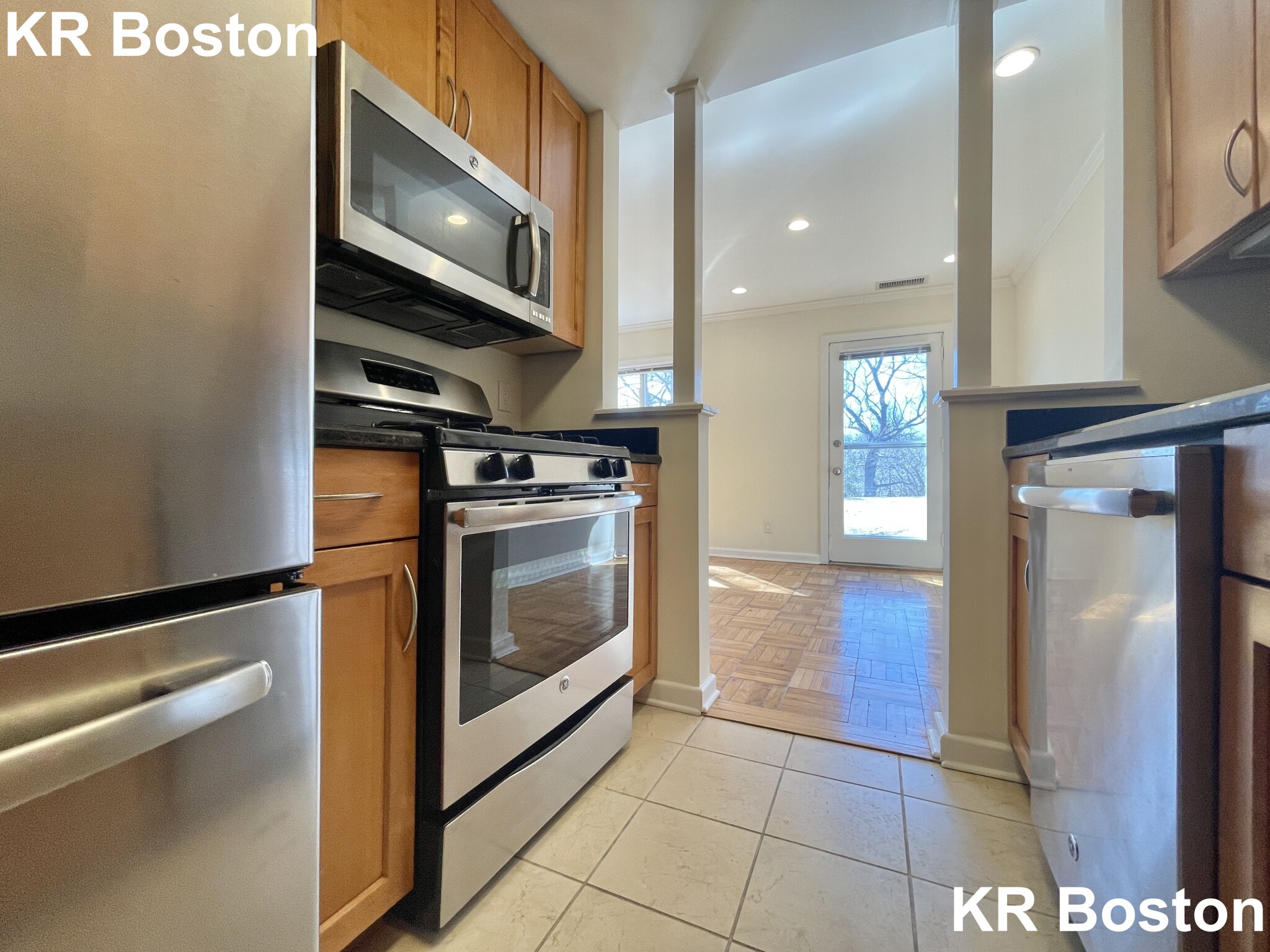1 bed, 1.5 bath apartment for rent at 128 Sherman Rd, Chestnut Hill — photo 3 of 47
