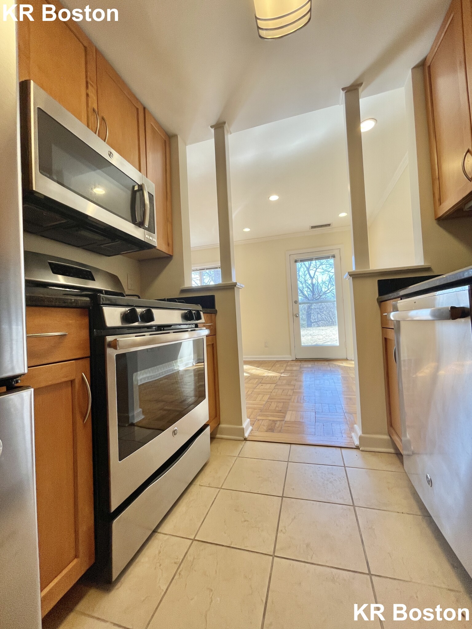 1 bed, 1.5 bath apartment for rent at 128 Sherman Rd, Chestnut Hill — photo 44 of 47