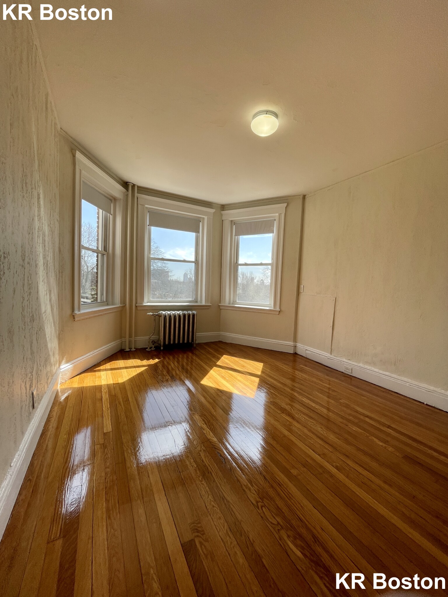 1171 Boylston St, Fenway