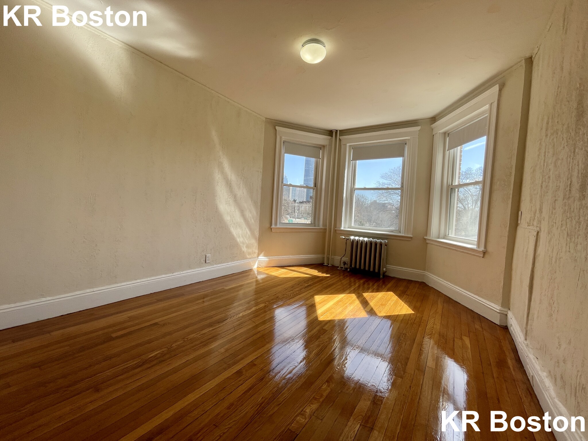 1171 Boylston St, Fenway