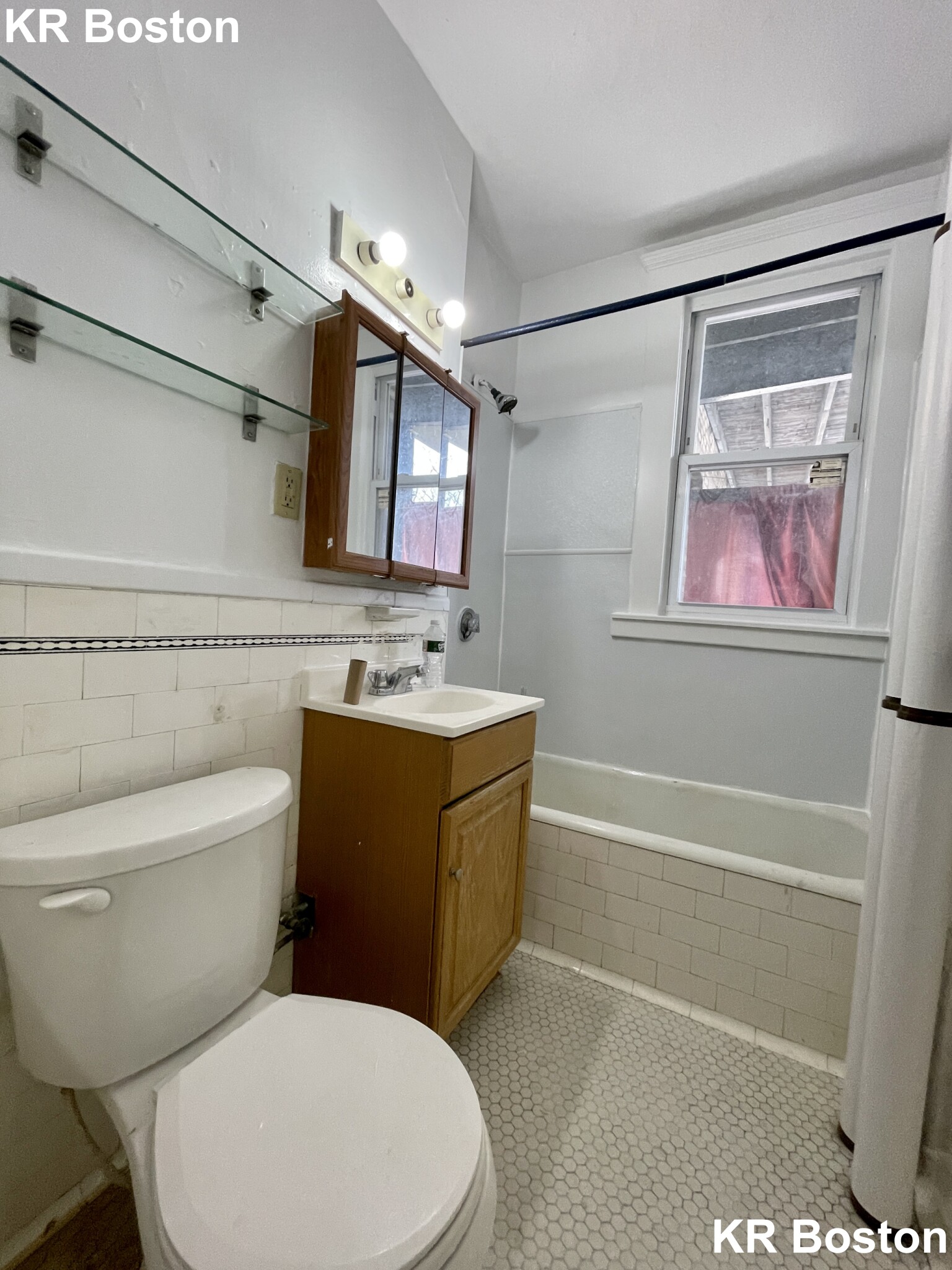 1638 Commonwealth Ave, Brighton