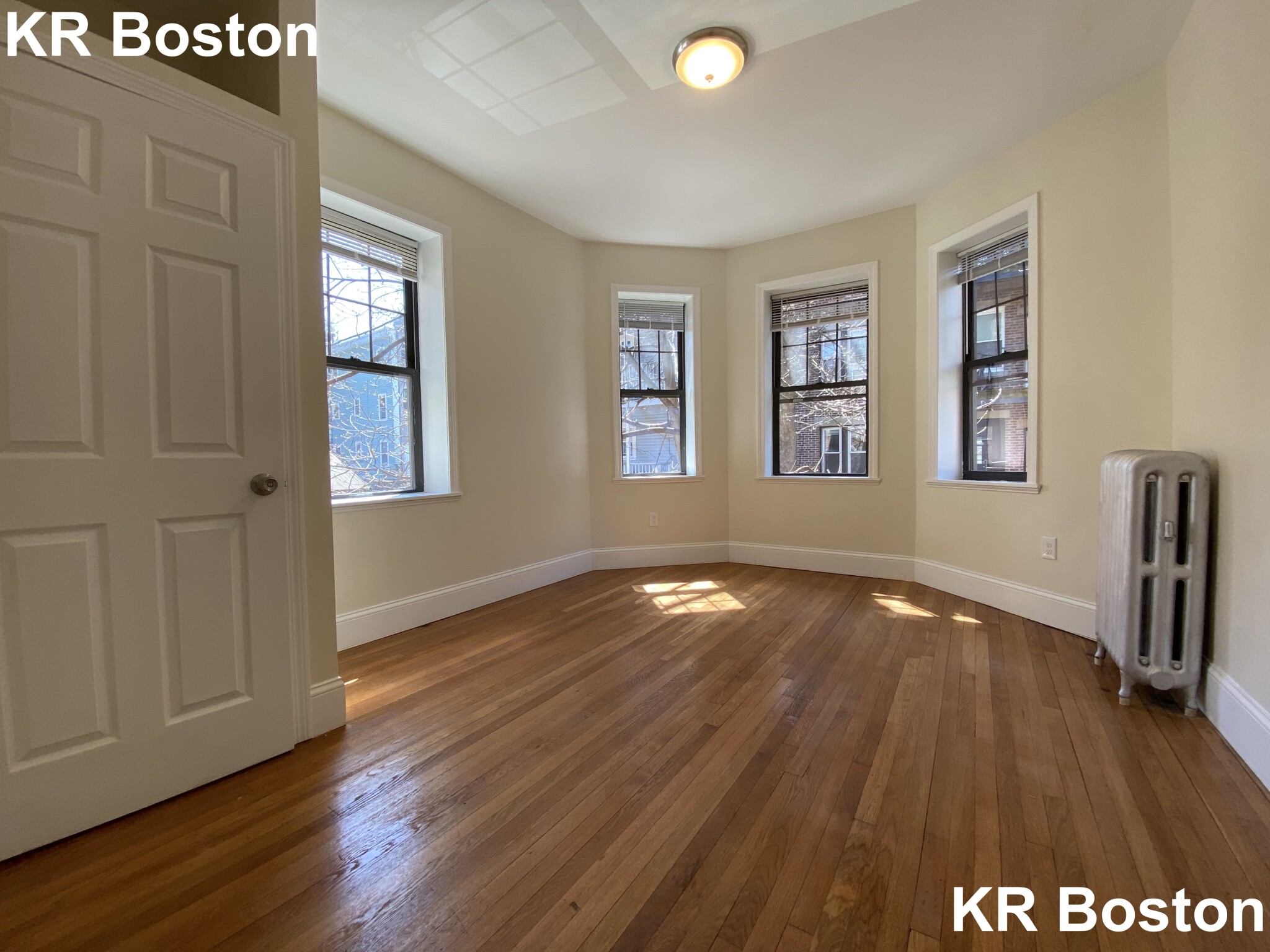 2 bed, 1 bath apartment for rent at 1412 Commonwealth Ave Unit 9, Brighton
