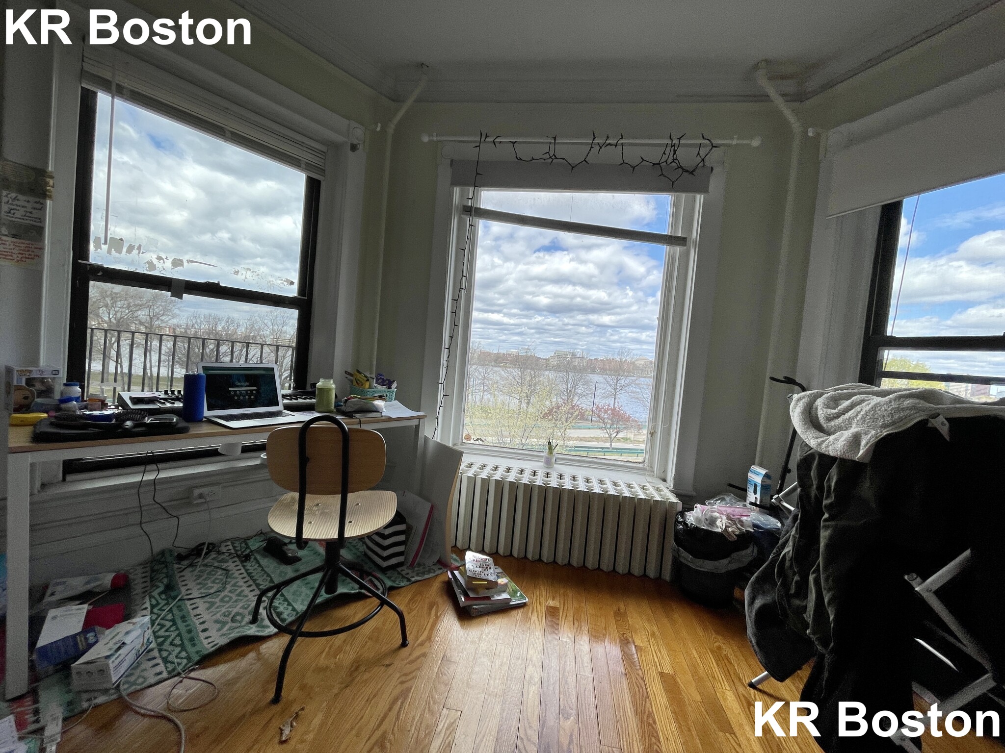 2 bed, 1 bath apartment for rent at 42 Bay State Rd Unit 3R, Fenway — photo 8 of 13
