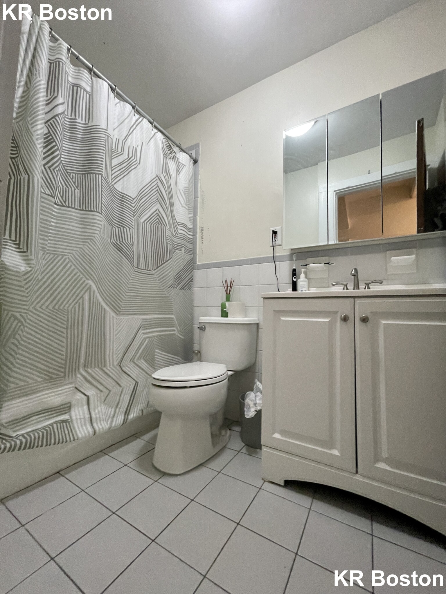 1 bed, 1 bath apartment for rent at 533 Newbury St Unit 1, Fenway — photo 6 of 50