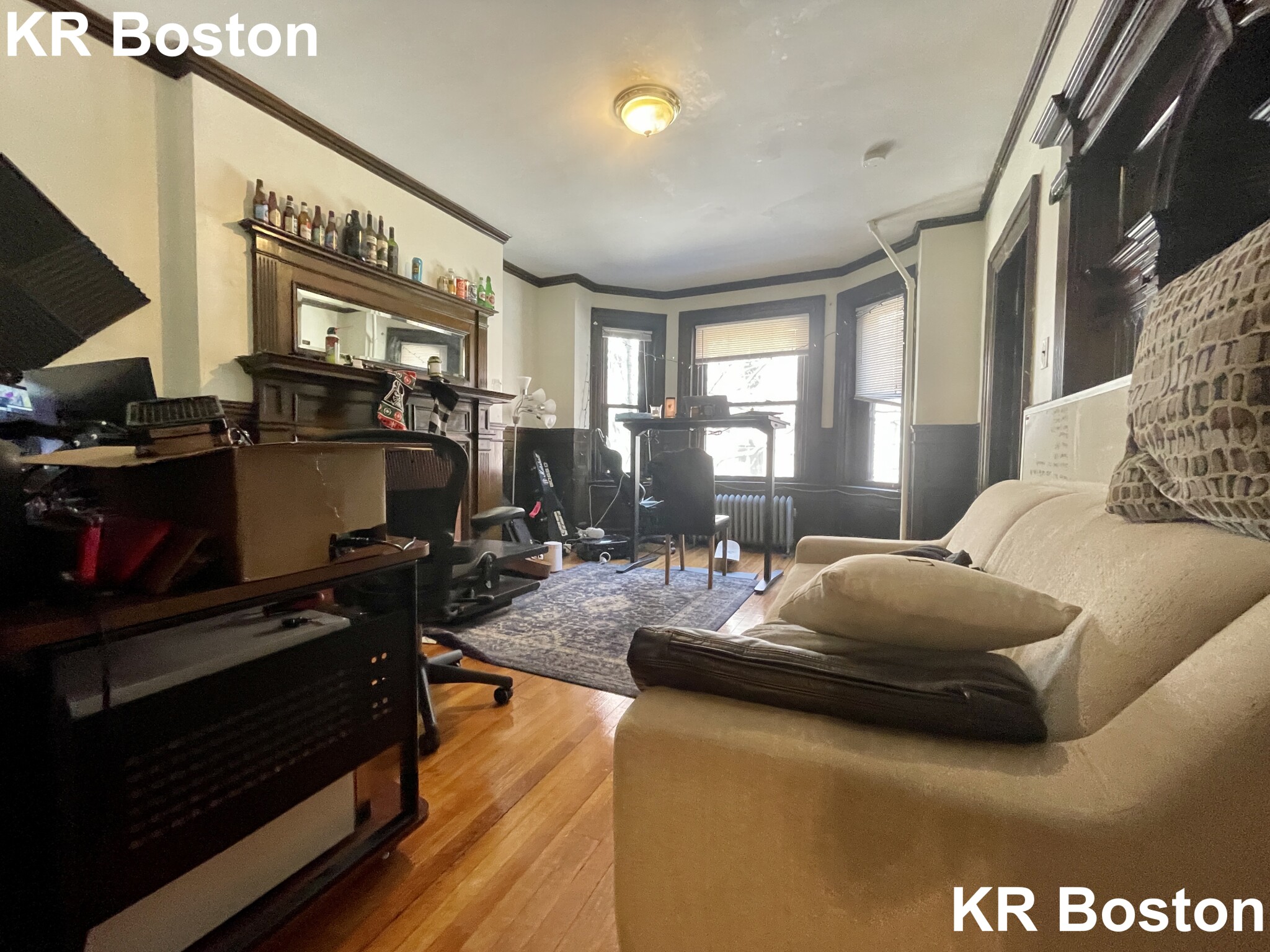 1 bed, 1 bath apartment for rent at 533 Newbury St Unit 1, Fenway — photo 1 of 50