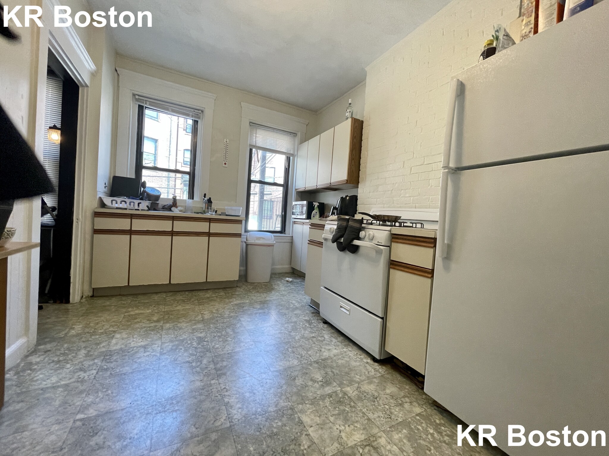 1 bed, 1 bath apartment for rent at 533 Newbury St Unit 1, Fenway — photo 15 of 50