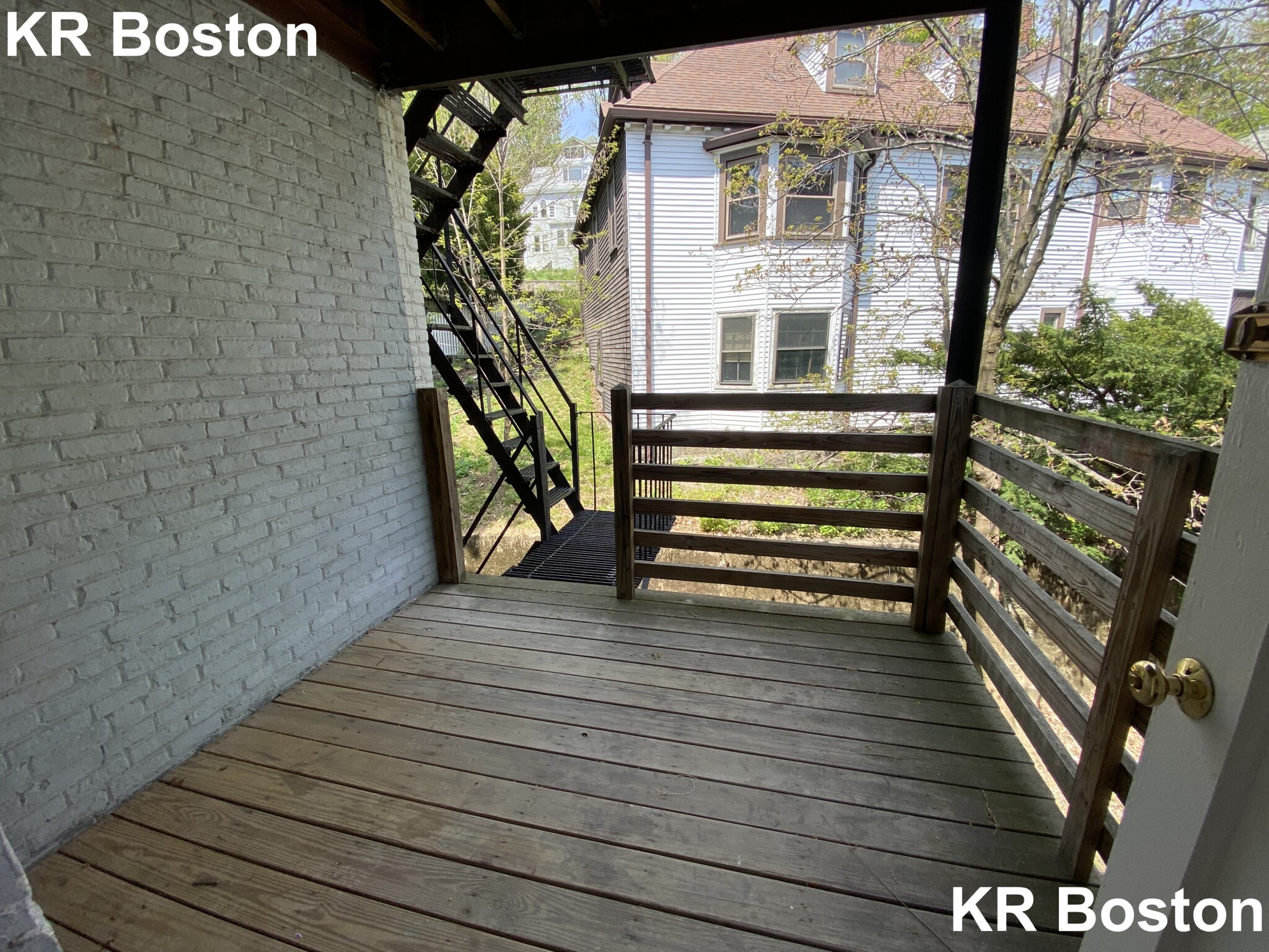 33 Lancaster Ter, Washington Square