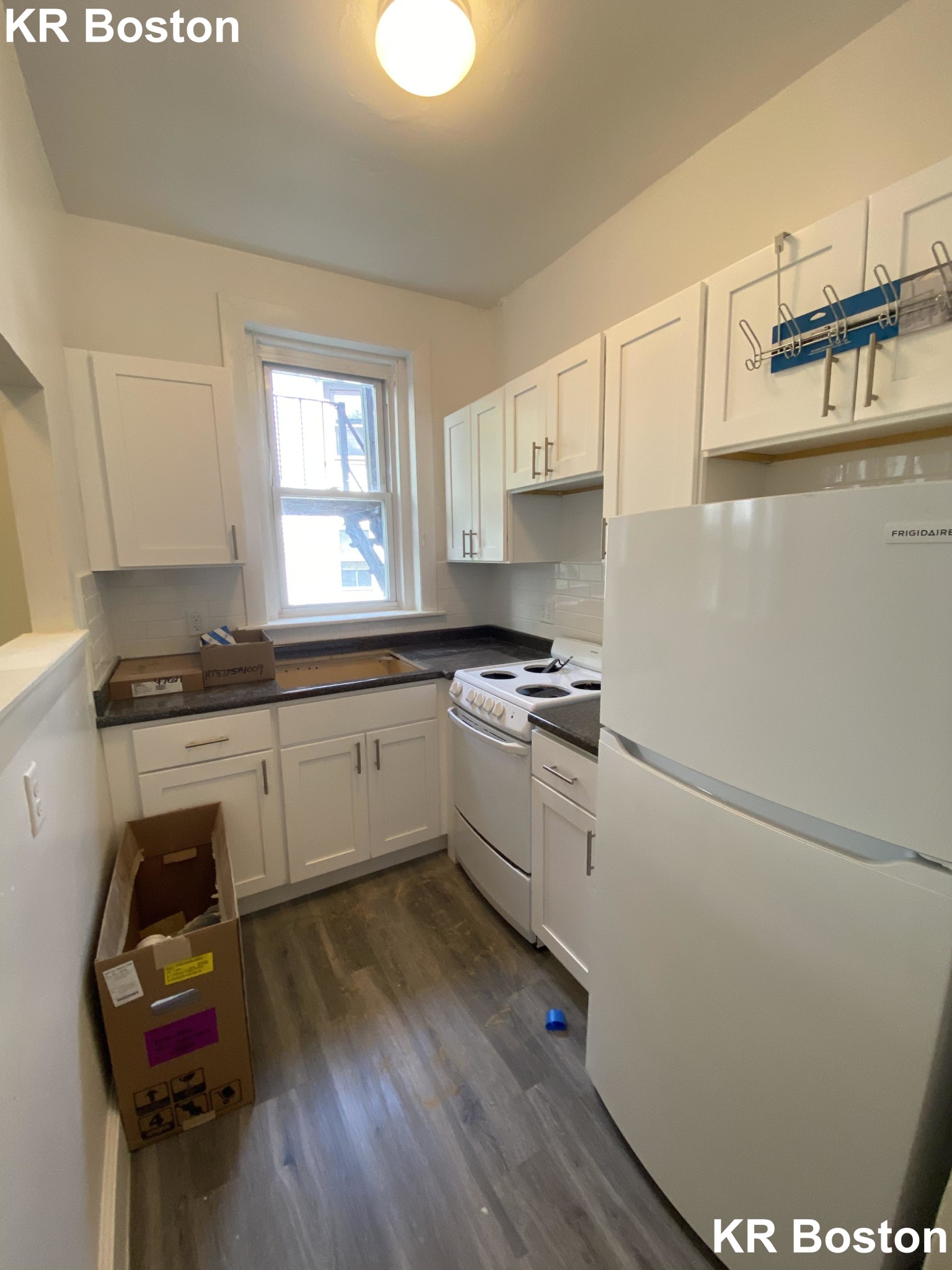 33 Lancaster Ter, Washington Square