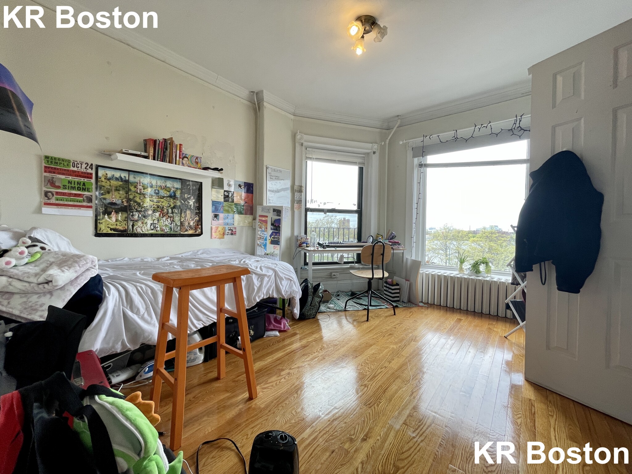 2 bed, 1 bath apartment for rent at 42 Bay State Rd Unit 3R, Fenway — photo 9 of 13