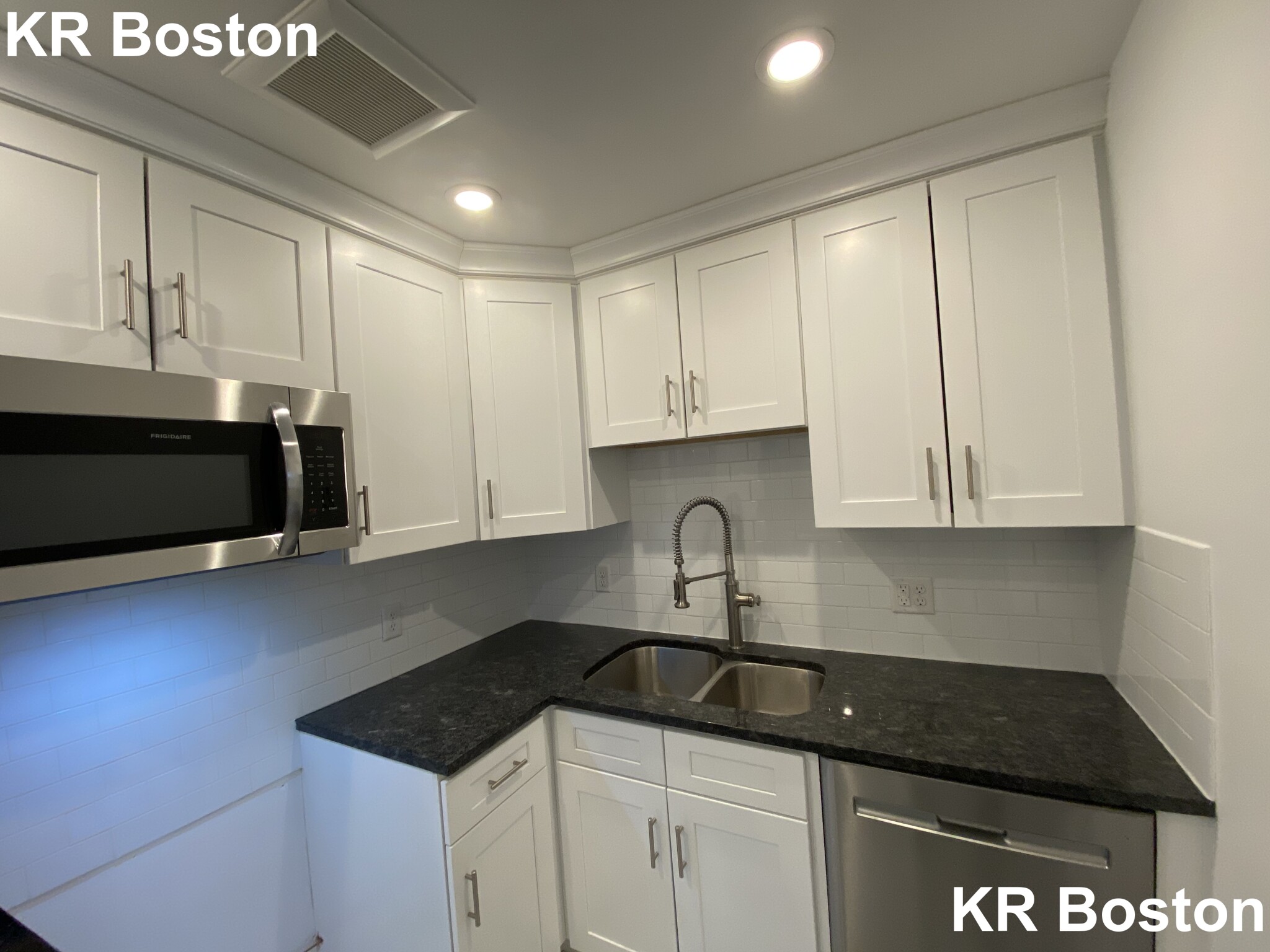 310 Tappan St, Washington Square