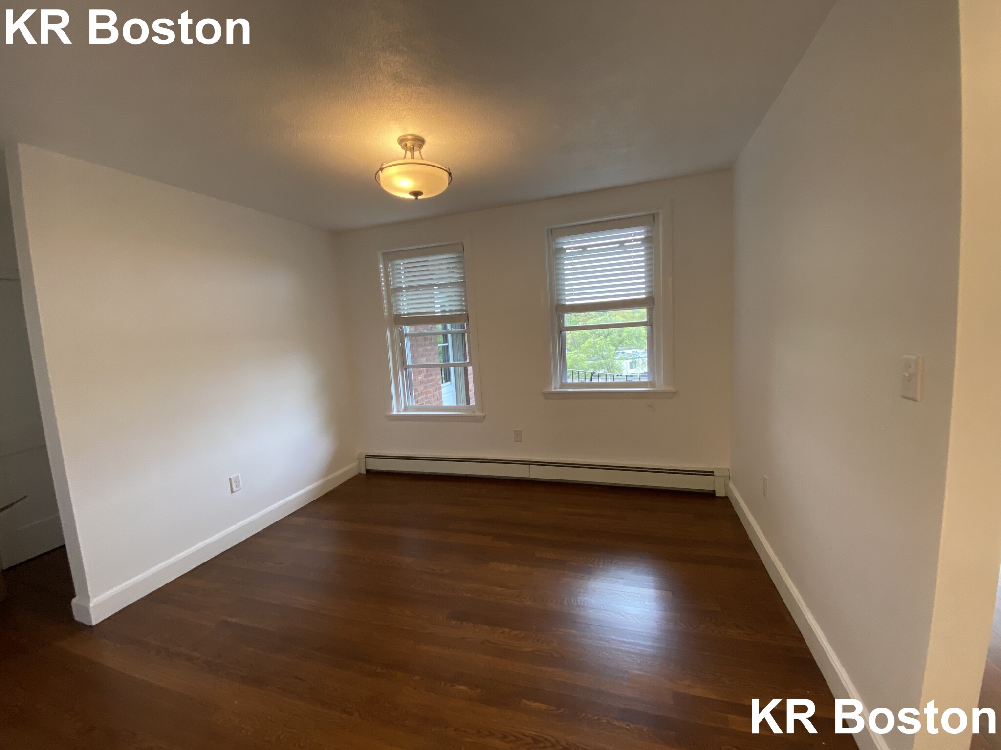 310 Tappan St, Washington Square