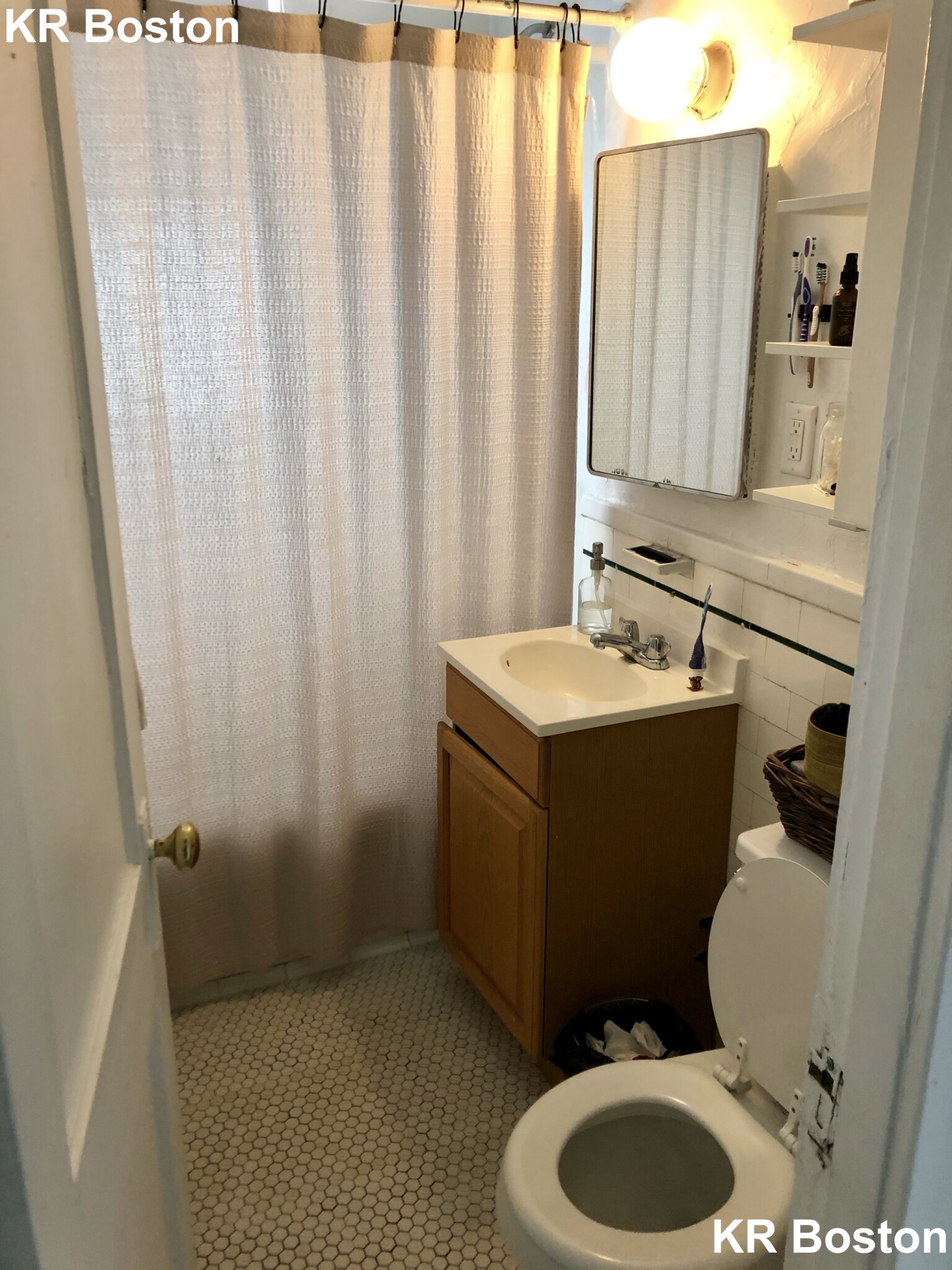 1634 Commonwealth Ave, Brighton