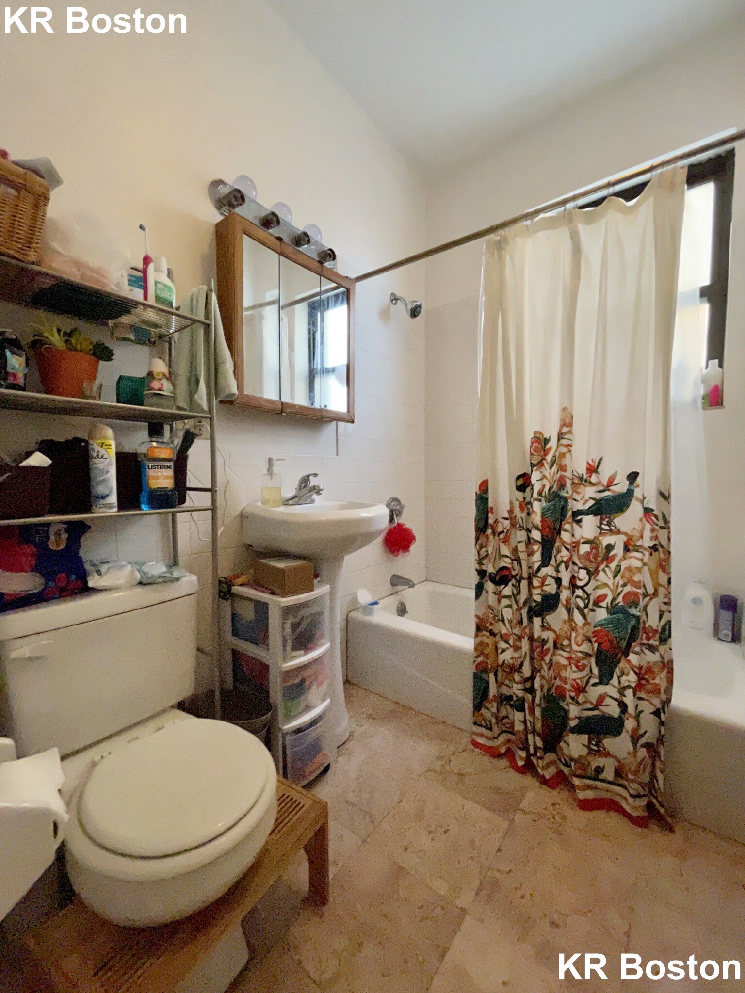 4 bed, 2.5 bath apartment for rent at 33 Egremont Rd Unit 2, Brighton — photo 7 of 29