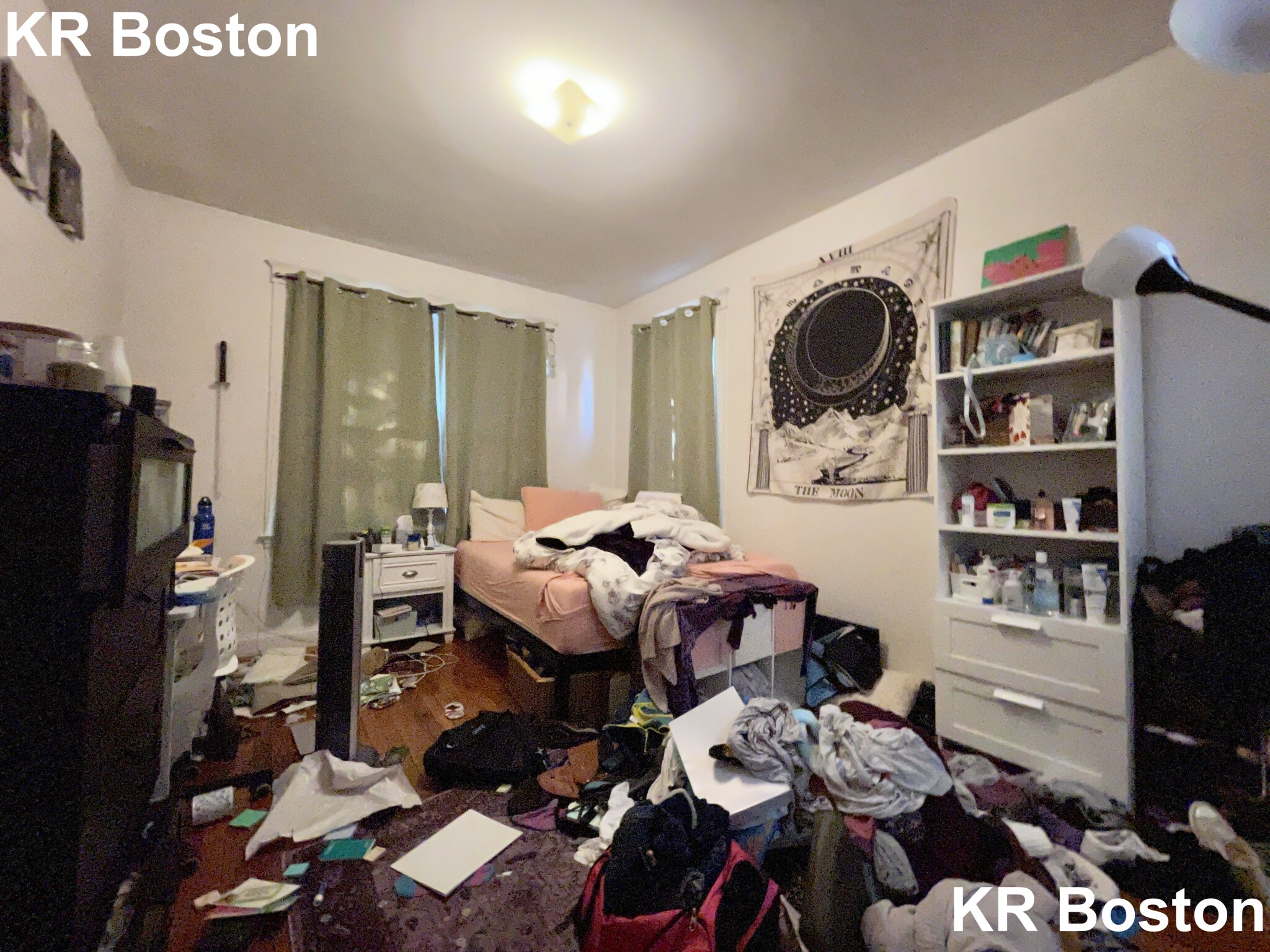4 bed, 2.5 bath apartment for rent at 33 Egremont Rd Unit 2, Brighton — photo 4 of 29