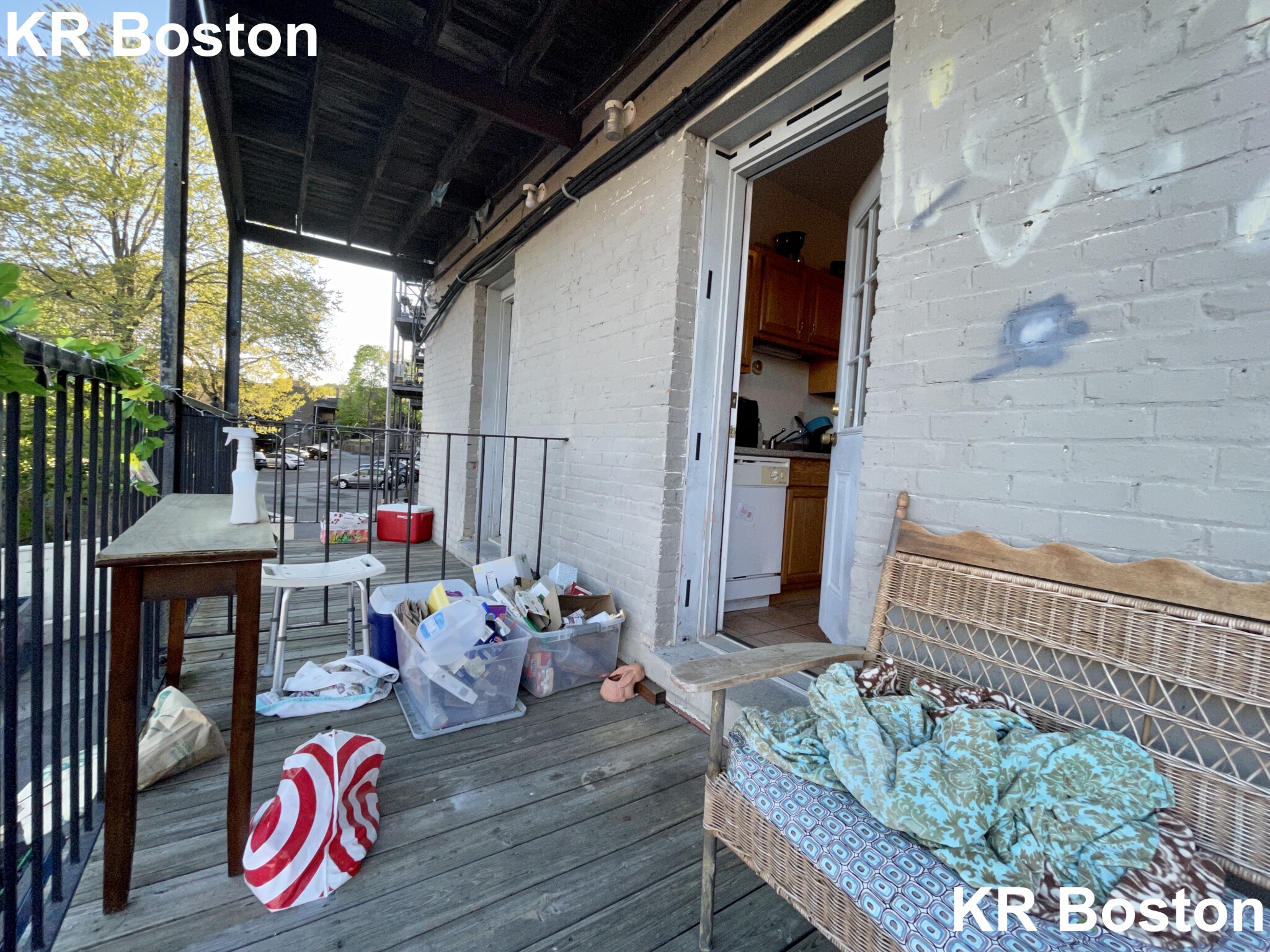 4 bed, 2.5 bath apartment for rent at 33 Egremont Rd Unit 2, Brighton — photo 16 of 29