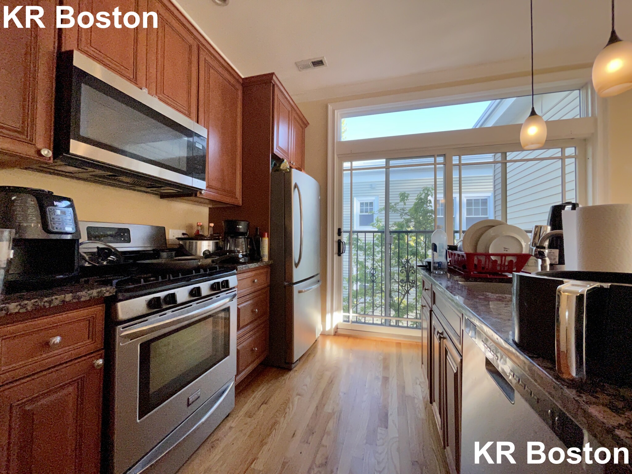 77 Beechcroft St, Brighton