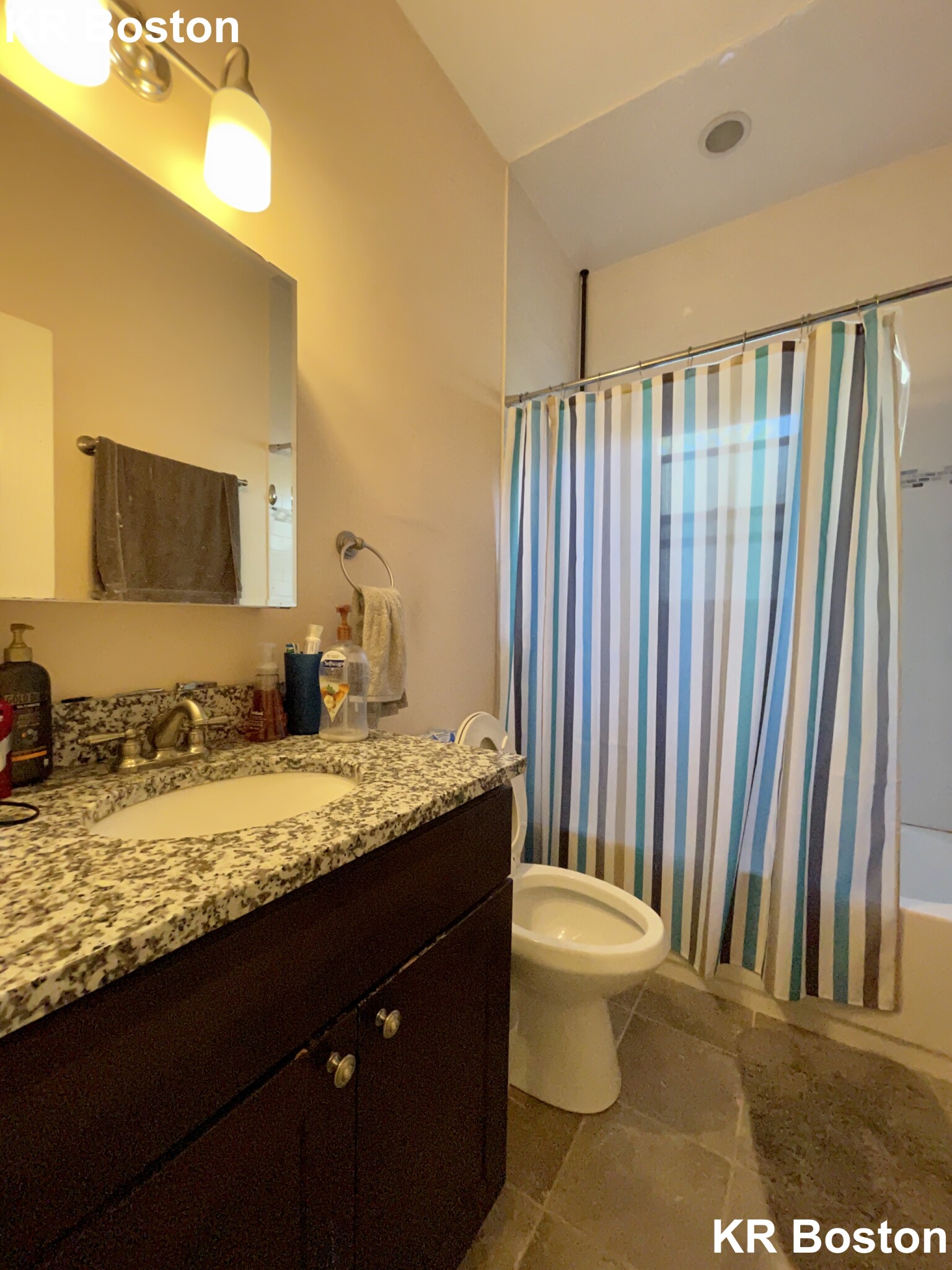 77 Beechcroft St, Brighton