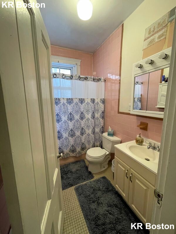 1 bed, 1 bath apartment for rent at 205 Beacon St Unit 4, Back Bay — photo 2 of 3