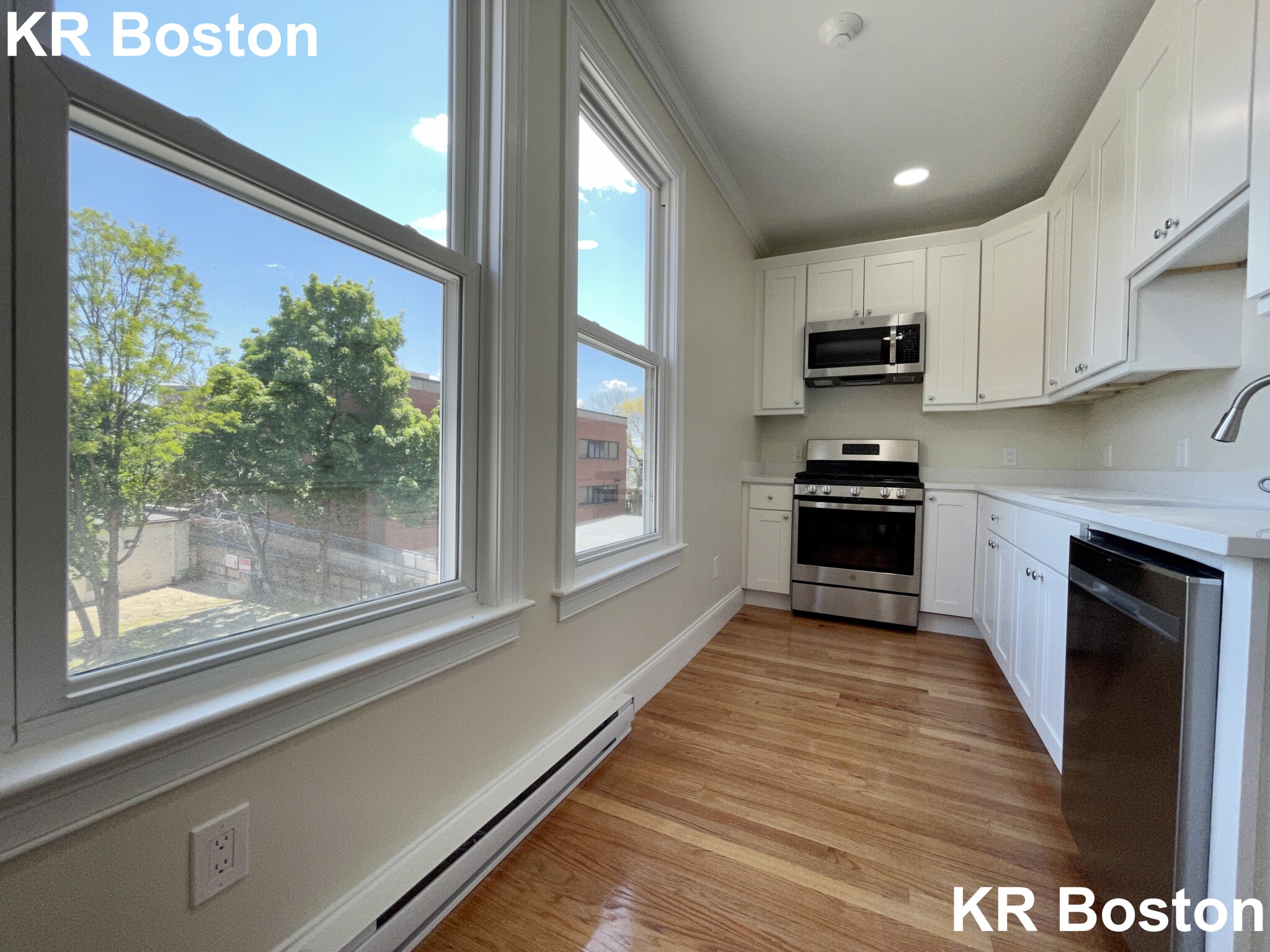 12 Harris St, Coolidge Corner