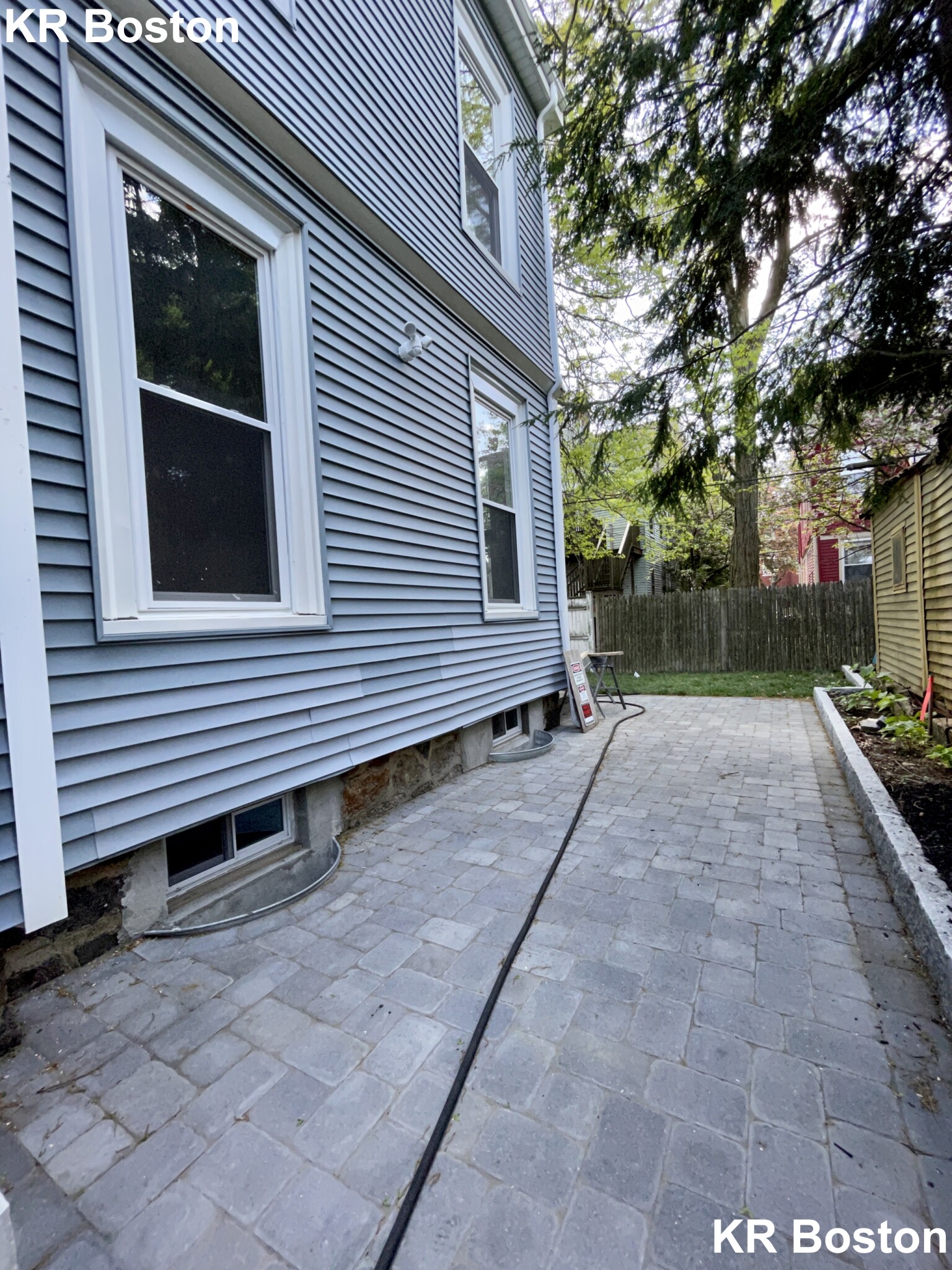 12 Harris St, Coolidge Corner