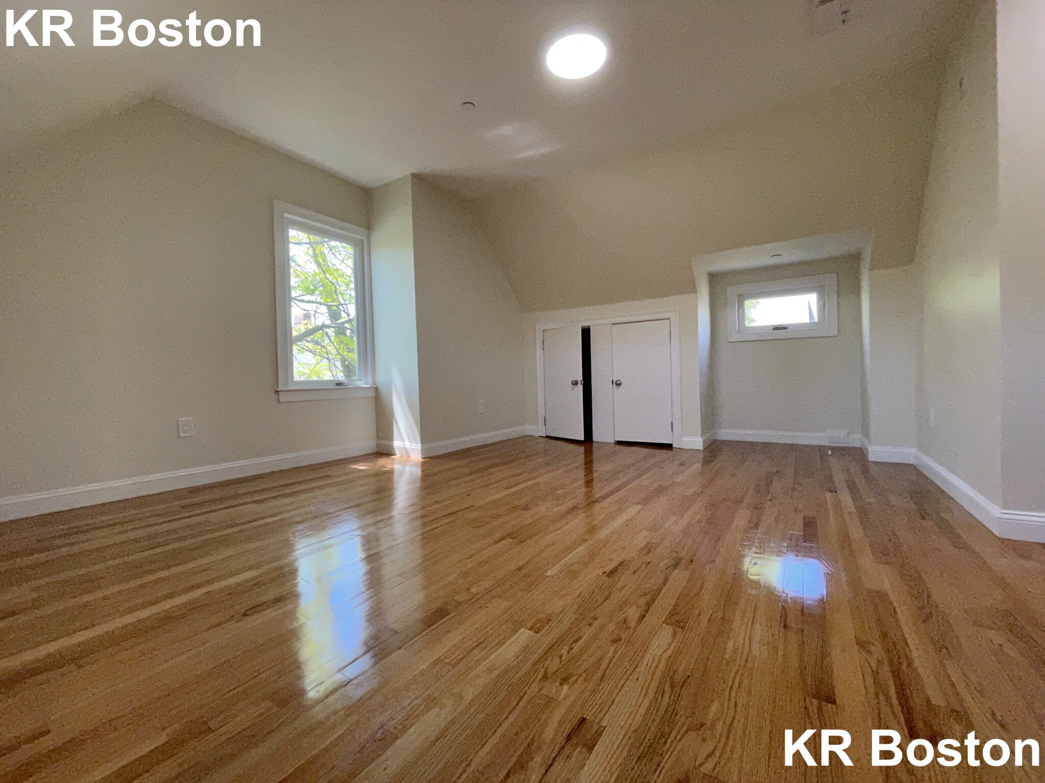 12 Harris St, Coolidge Corner