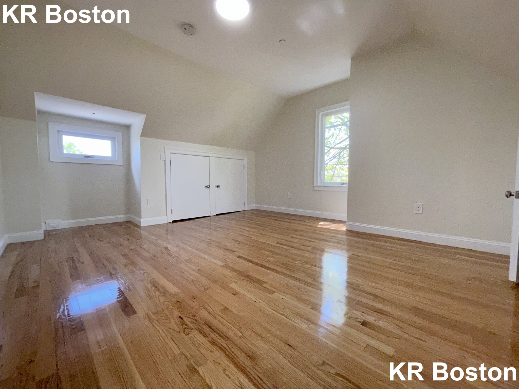 12 Harris St, Coolidge Corner