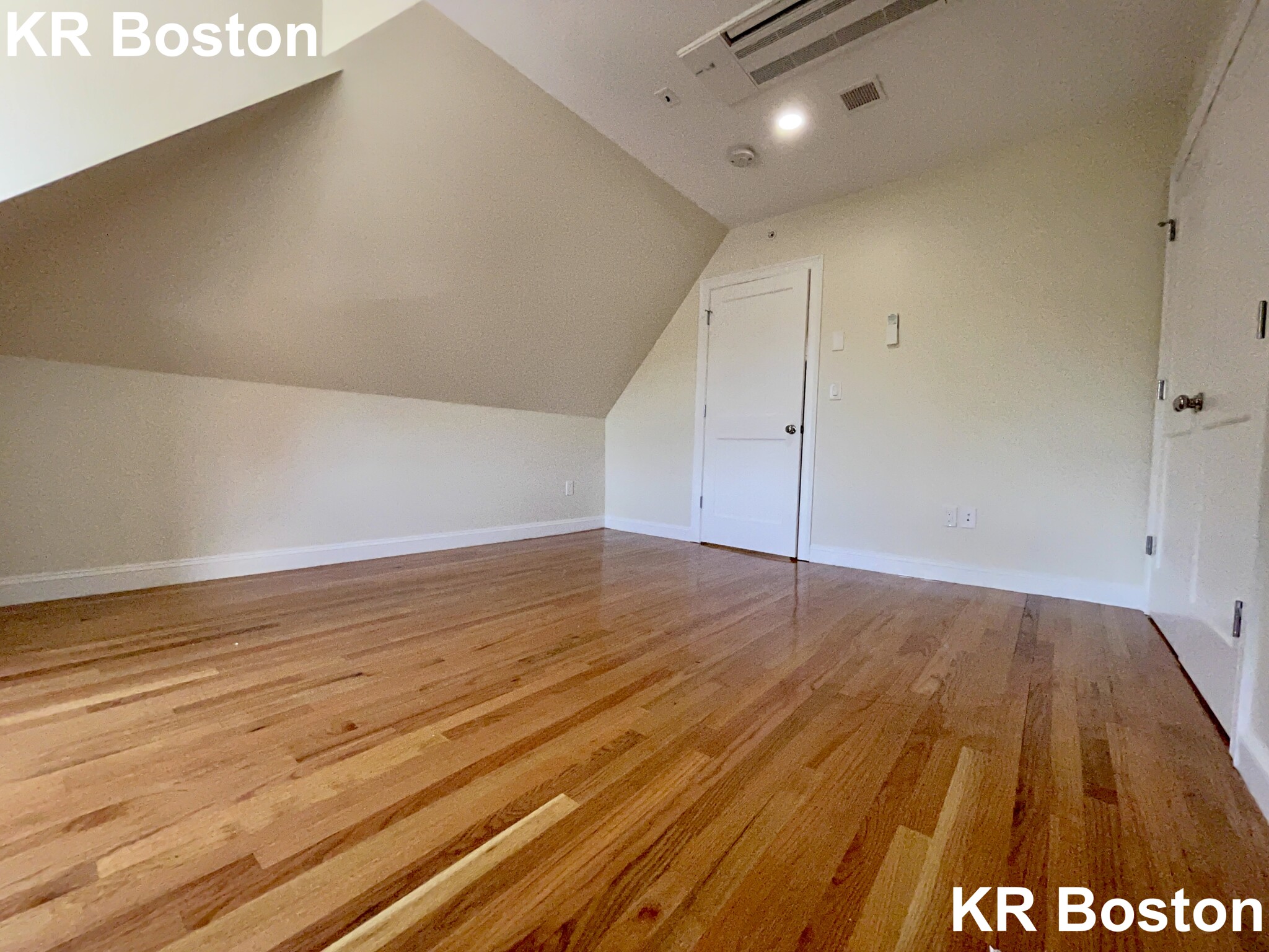 12 Harris St, Coolidge Corner