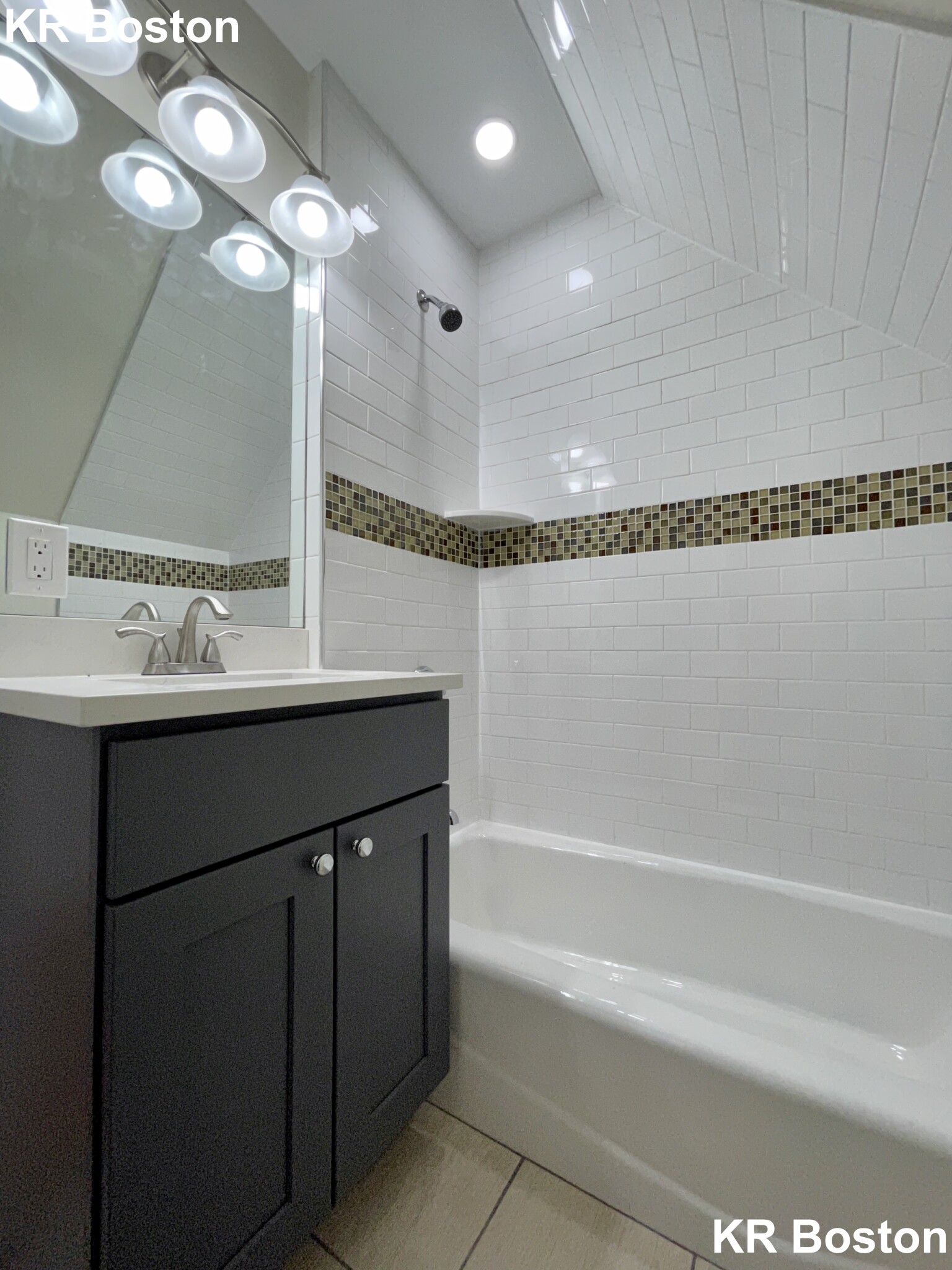 12 Harris St, Coolidge Corner