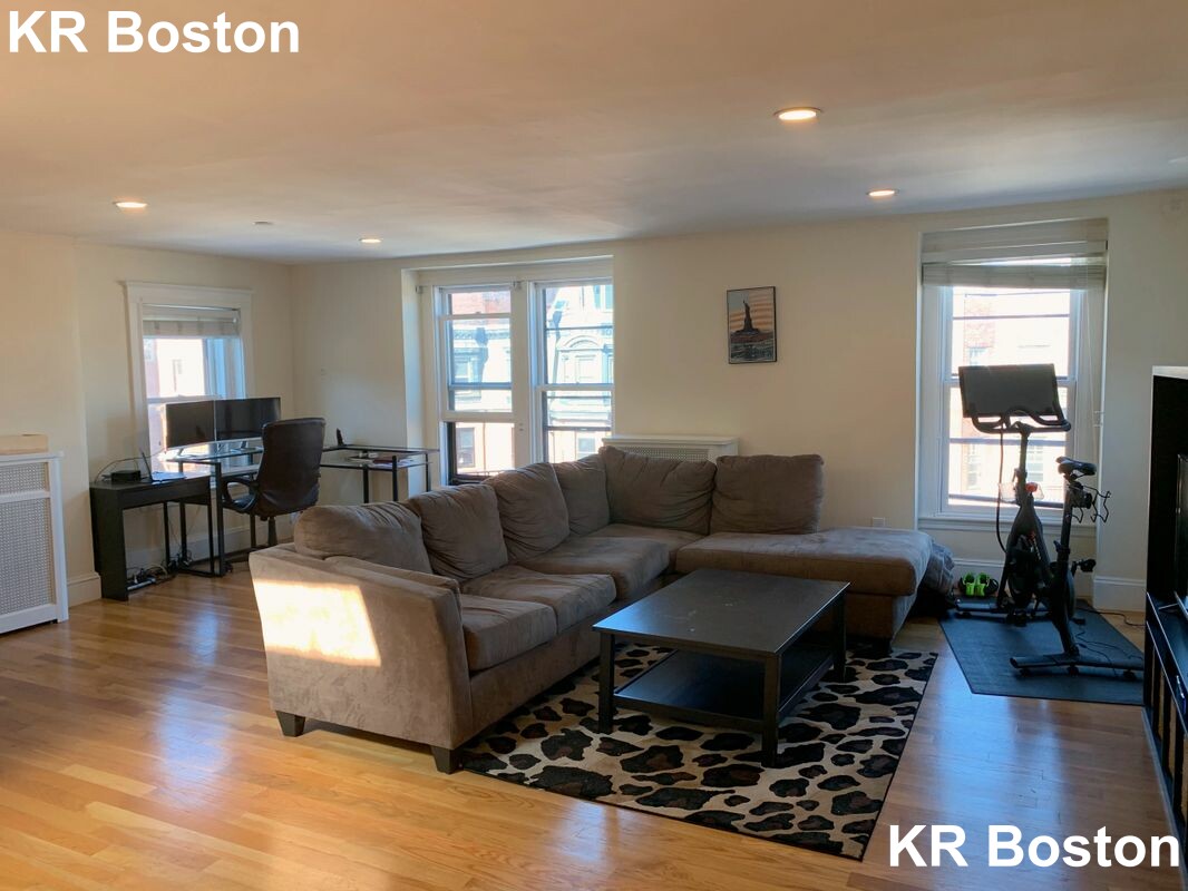 2 bed, 1 bath apartment for rent at 134 Marlborough St Unit 4, Boston — photo 11 of 11