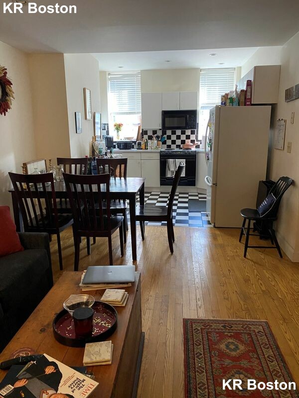 1 bed, 1 bath apartment for rent at 6 Brimmer St Unit B, Boston — photo 1 of 8