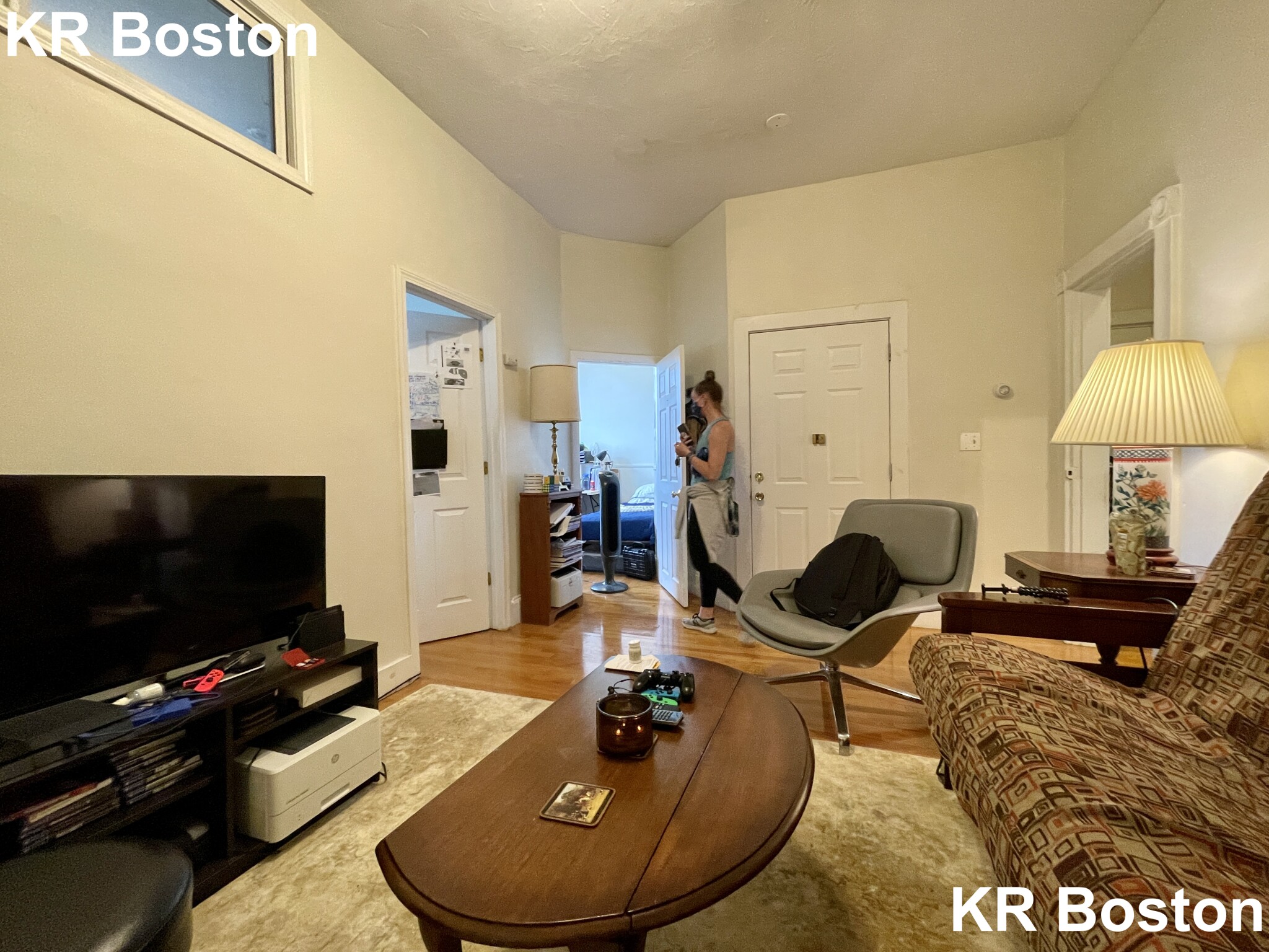 3 bed, 1 bath apartment for rent at 43 Bay State Rd Unit 4, Fenway — photo 8 of 24