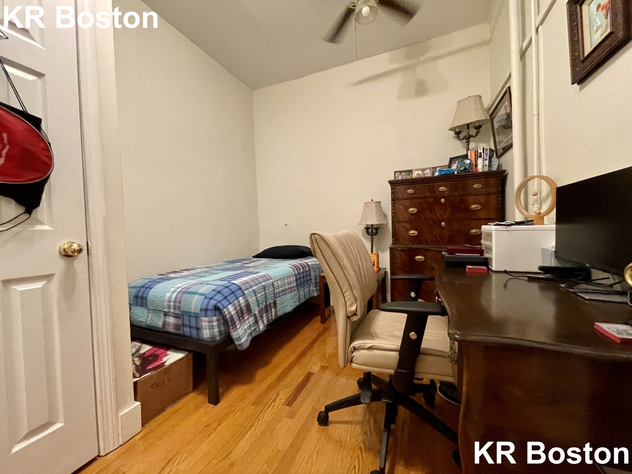 3 bed, 1 bath apartment for rent at 43 Bay State Rd Unit 4, Fenway — photo 15 of 24