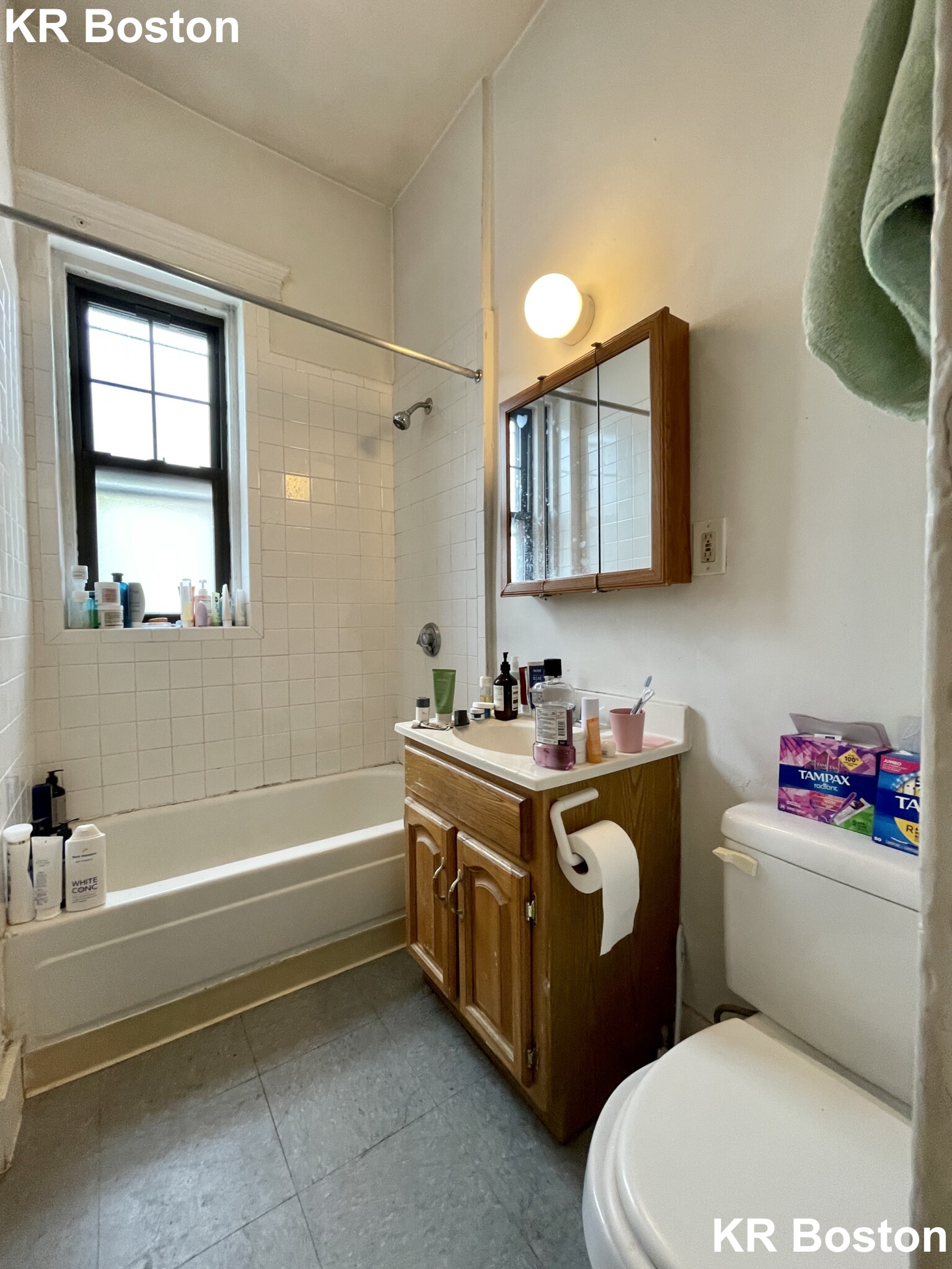 Studio bed, 1 bath apartment for rent at 204 Hemenway St Unit 6, Fenway — photo 3 of 5