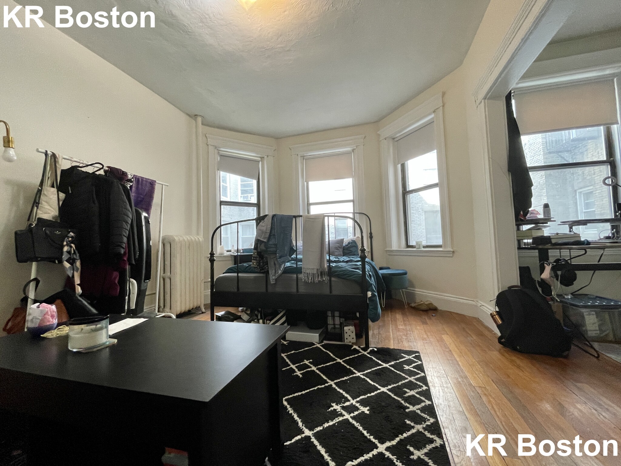 Studio bed, 1 bath apartment for rent at 1160 Commonwealth Ave Unit 24, Allston — photo 3 of 10