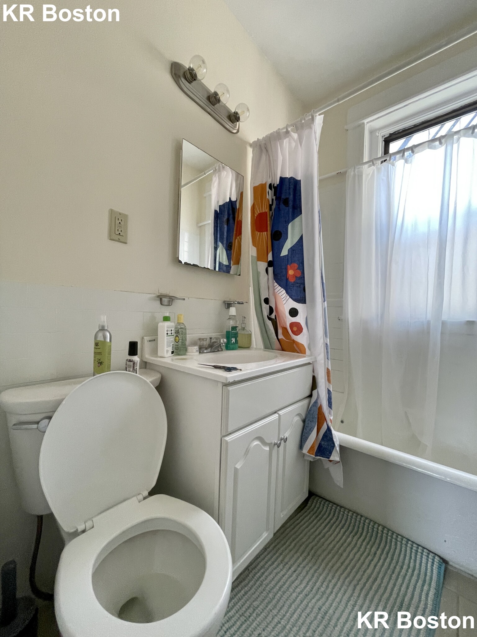 1 bed, 1 bath apartment for rent at 1156 Commonwealth Ave Unit 9, Allston — photo 4 of 10