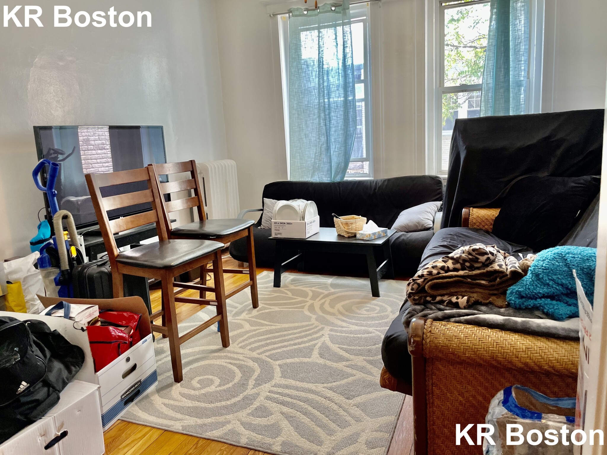 2 bed, 1 bath apartment for rent at 4 Carol Ave Unit 12, Brighton — photo 5 of 18