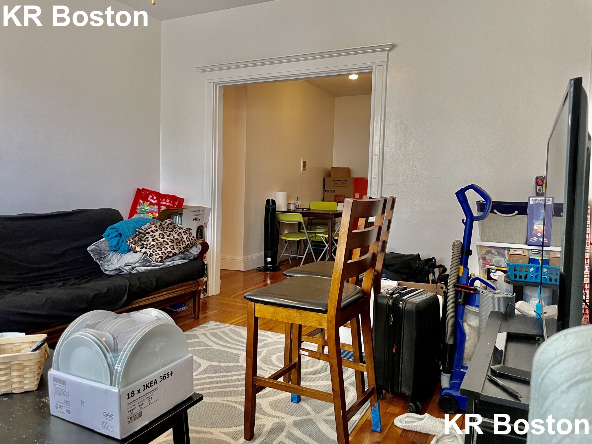 2 bed, 1 bath apartment for rent at 4 Carol Ave Unit 12, Brighton — photo 7 of 18
