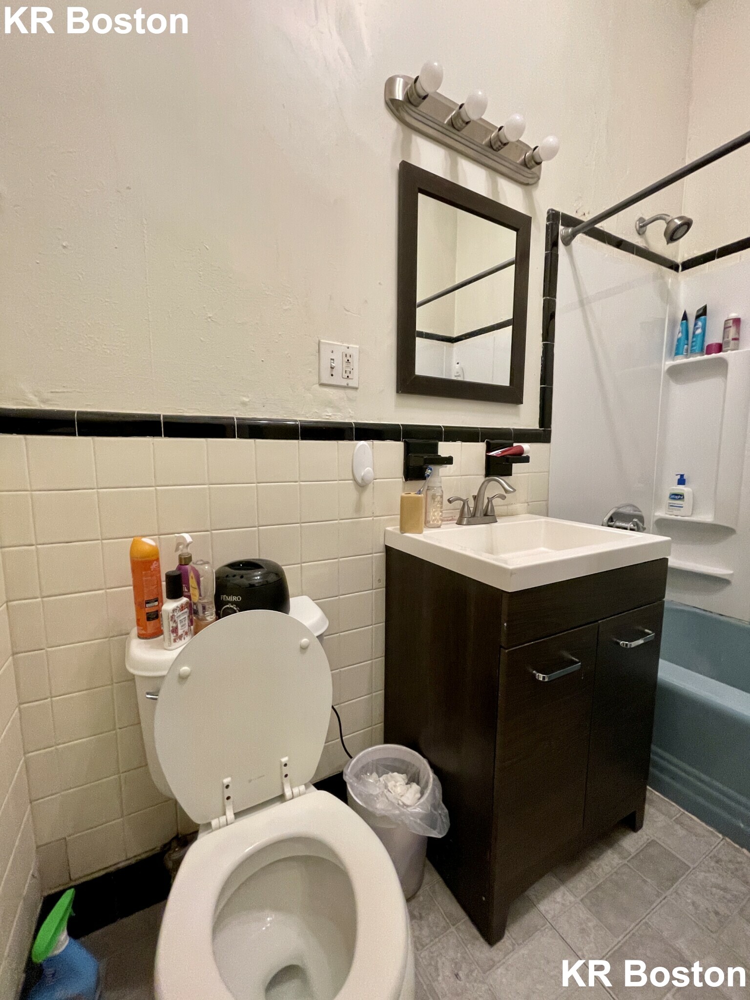 41 Bay State Rd, Fenway