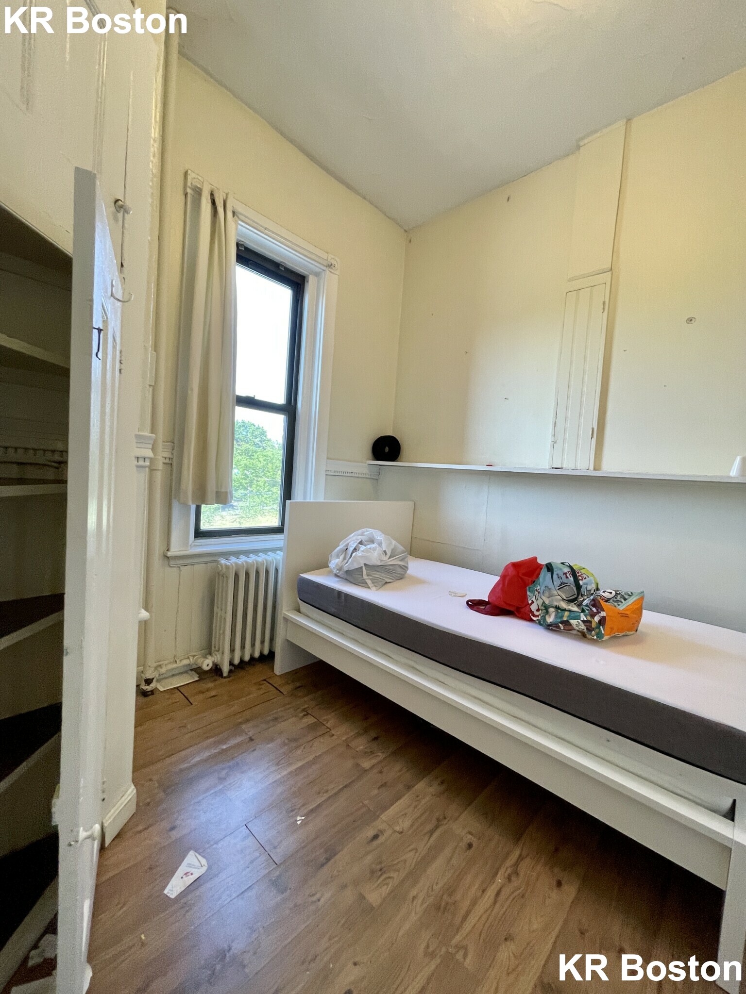 41 Bay State Rd, Fenway