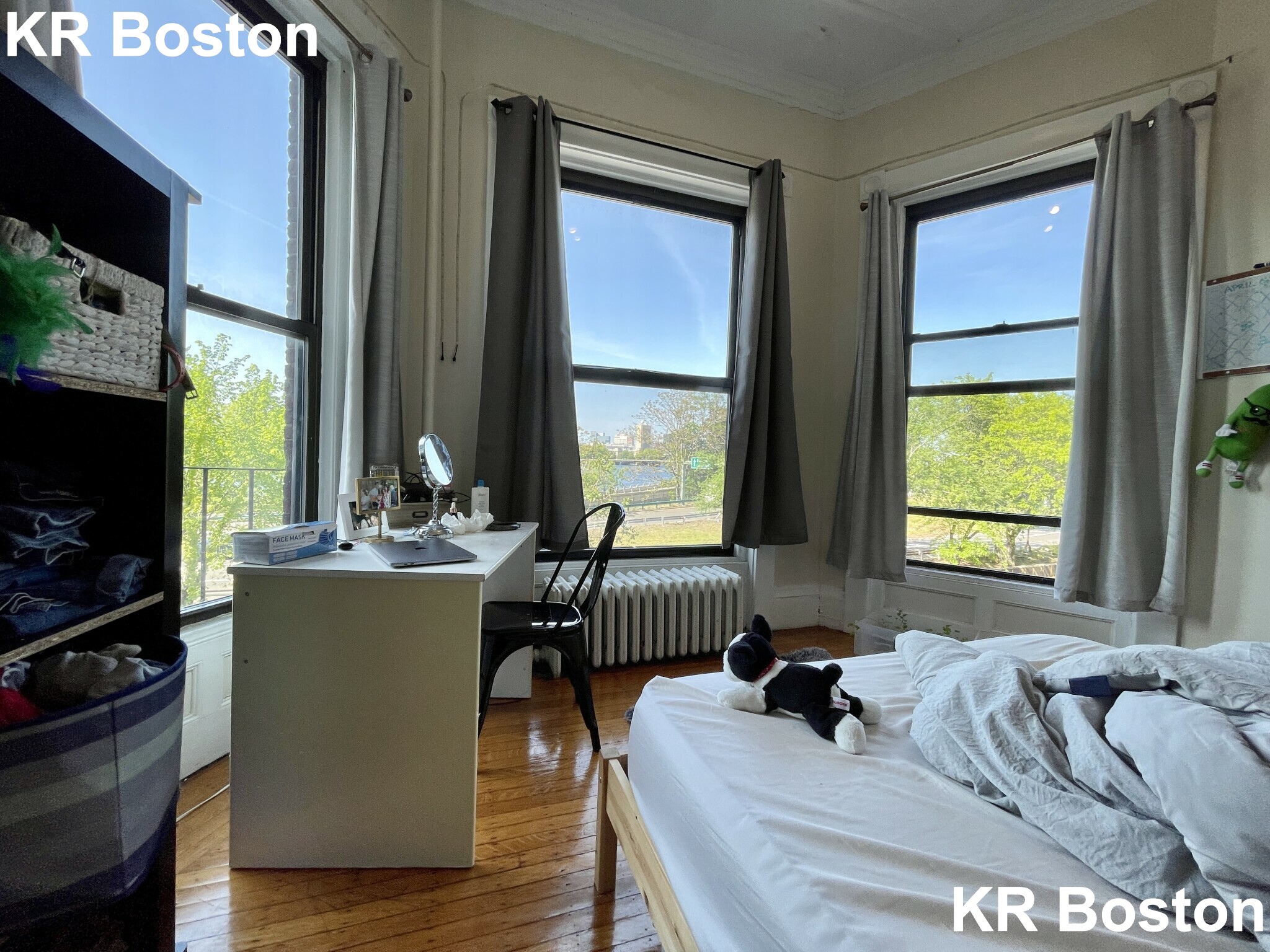 41 Bay State Rd, Fenway