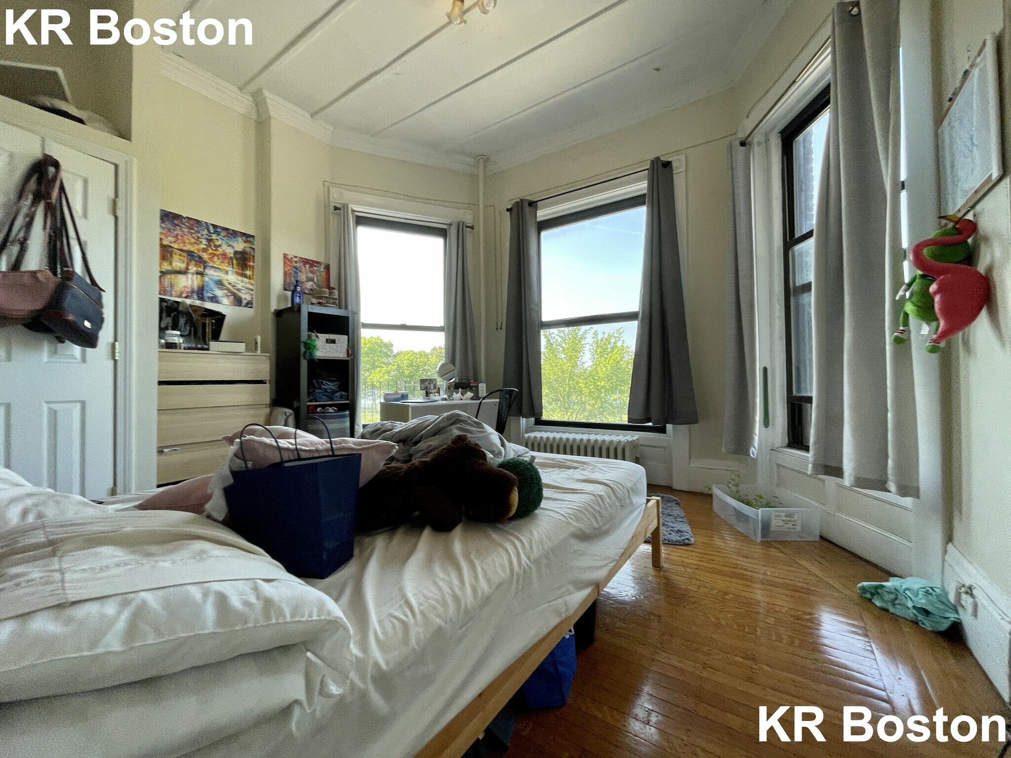 41 Bay State Rd, Fenway