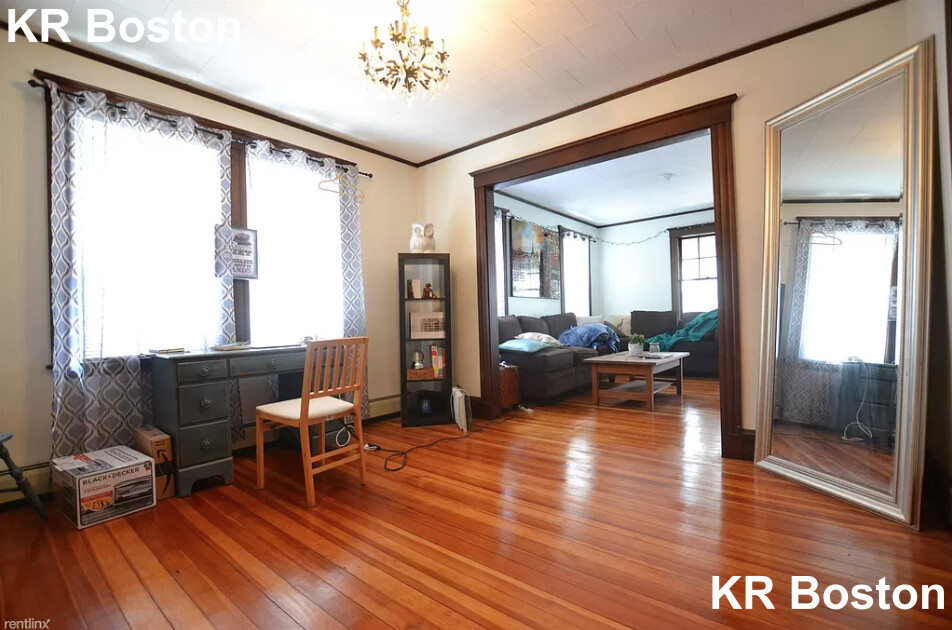 2 bed, 1 bath apartment for rent at 66 Breck Ave Unit 1, Brighton — photo 11 of 12