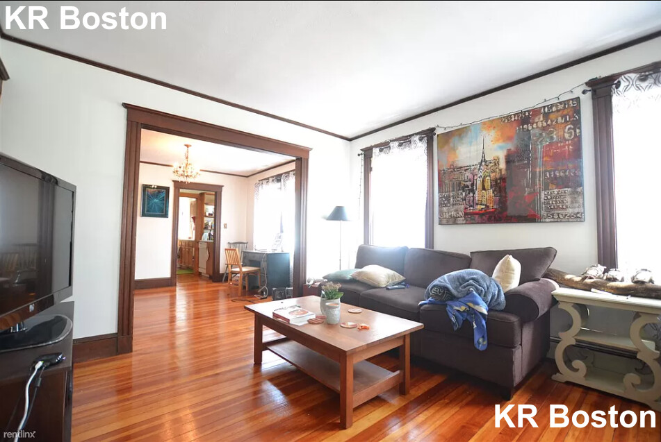 2 bed, 1 bath apartment for rent at 66 Breck Ave Unit 1, Brighton