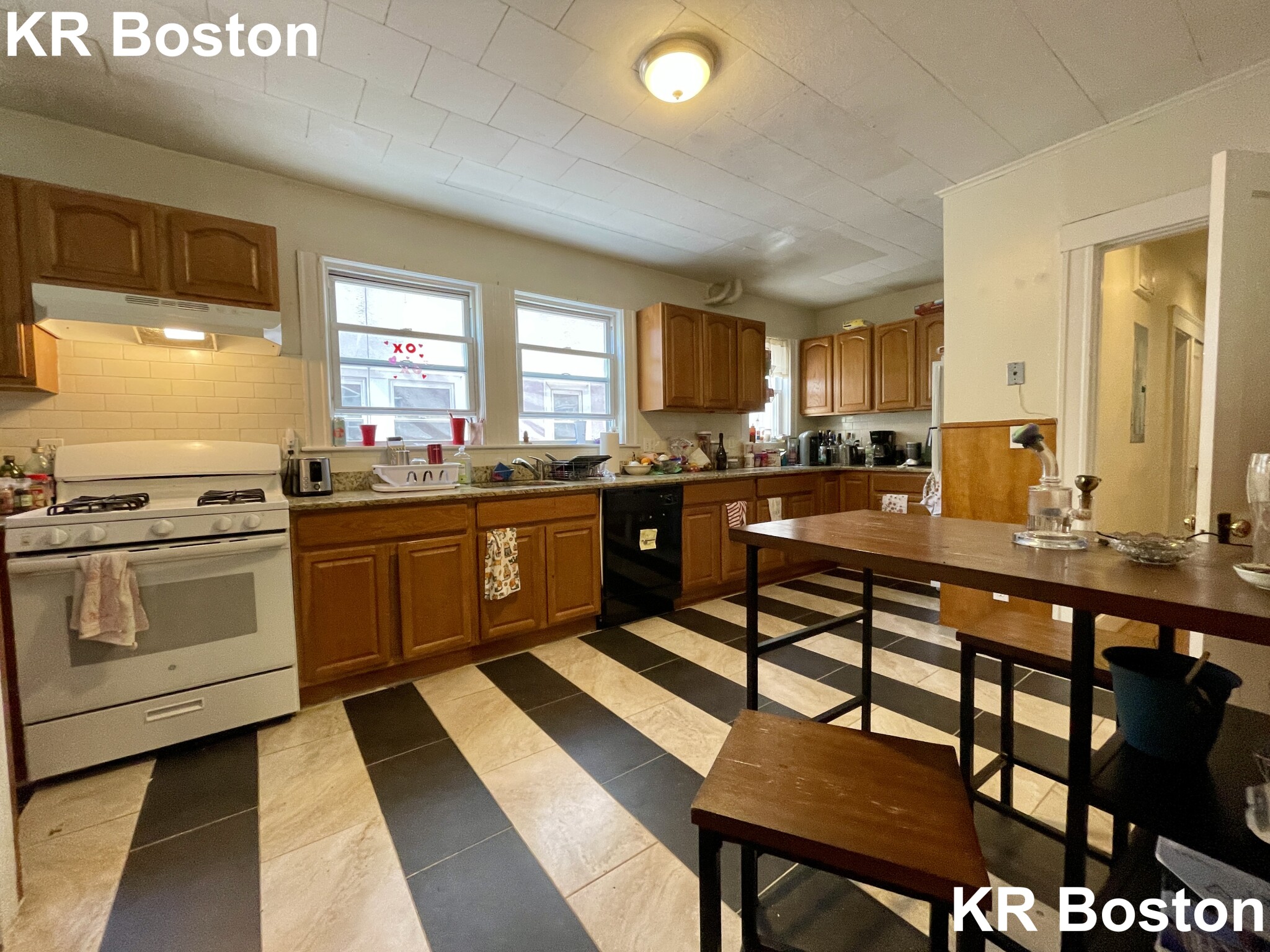 785 Washington St, Washington Square