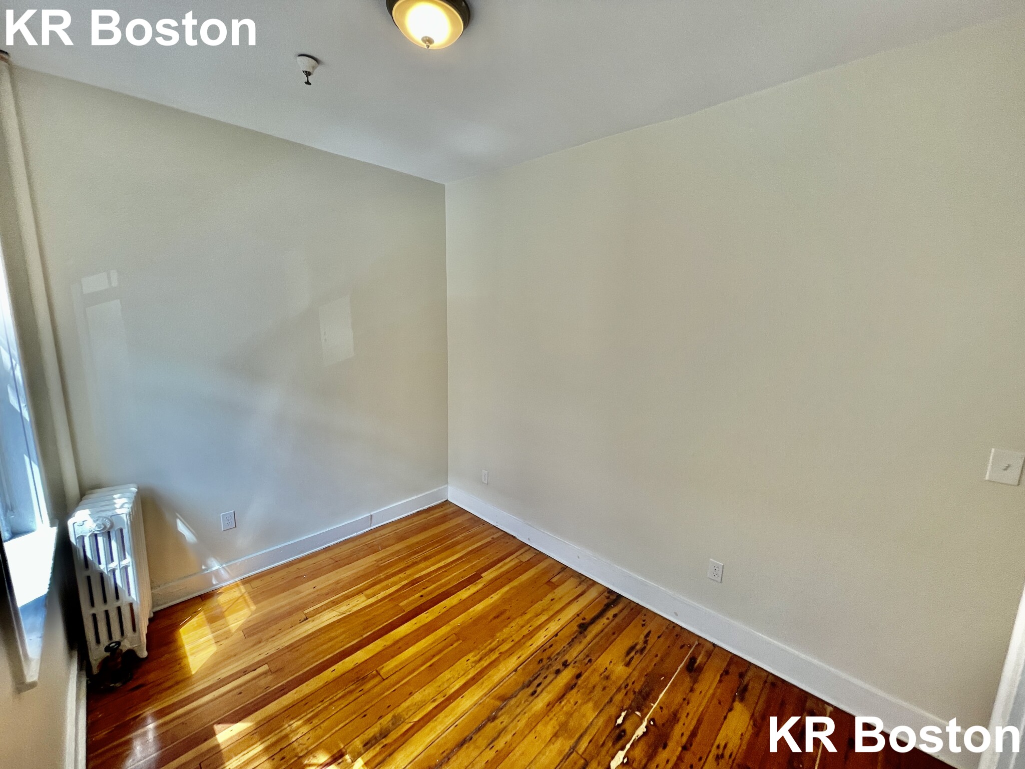 58 Queensberry St, Fenway