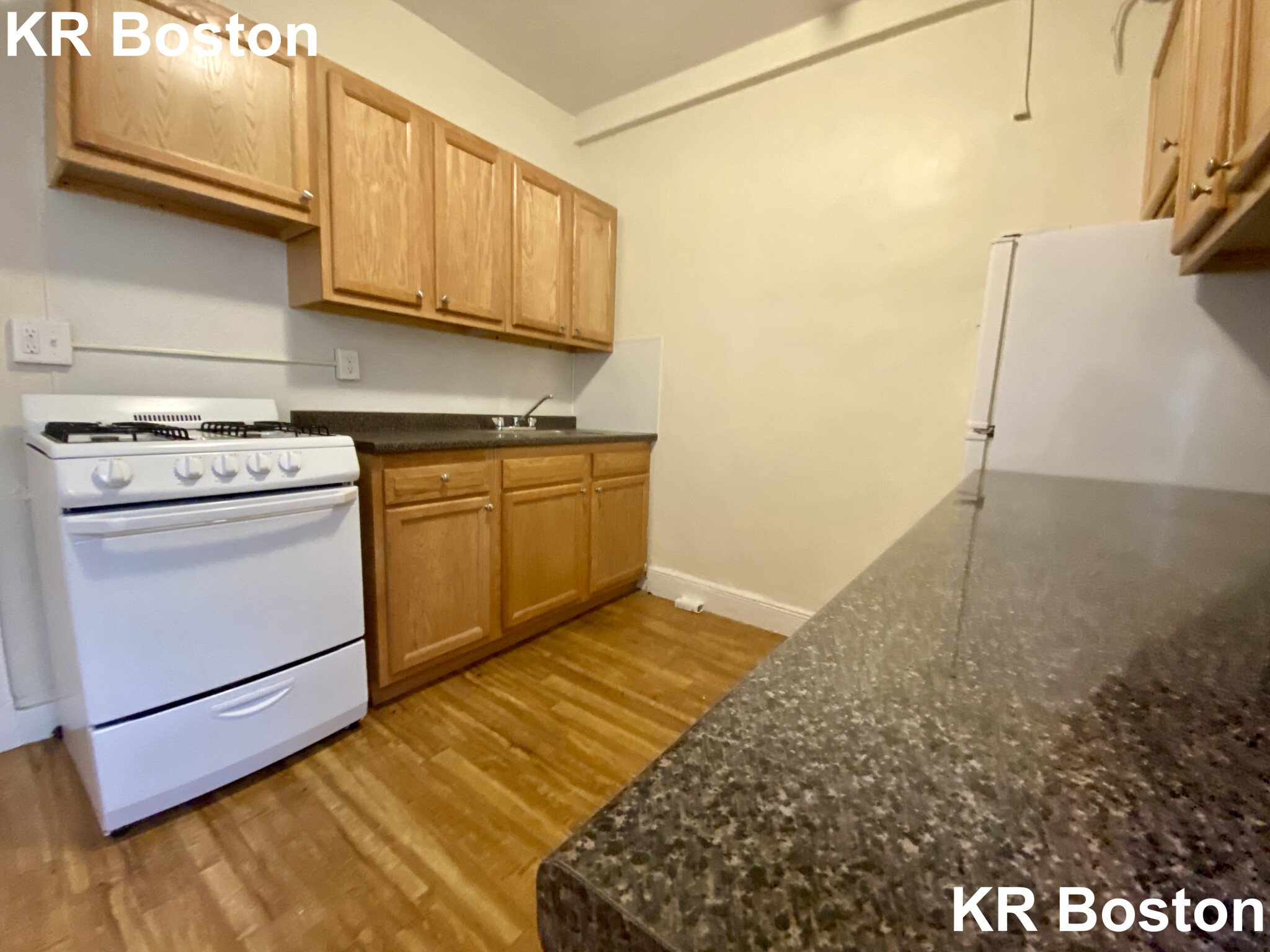 1810 Commonwealth Ave, Brighton