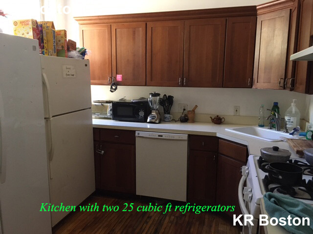 6 bed, 2.5 bath apartment for rent at 73 Allston St, Allston — photo 17 of 24