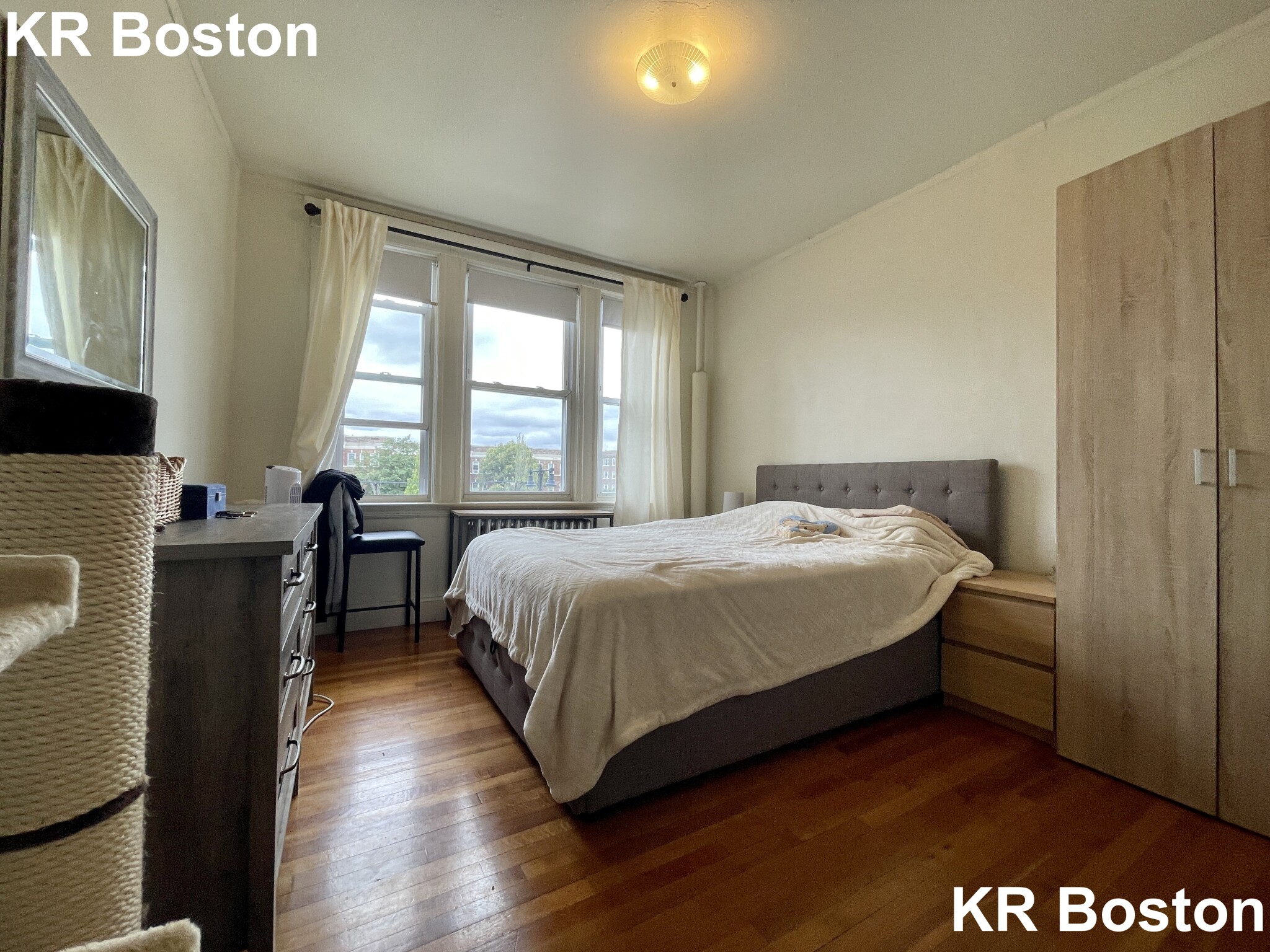 1638 Commonwealth Ave, Brighton