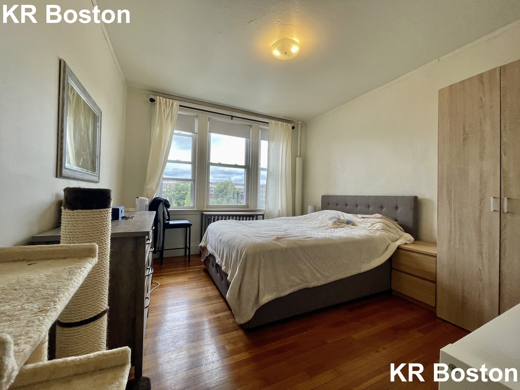 1638 Commonwealth Ave, Brighton