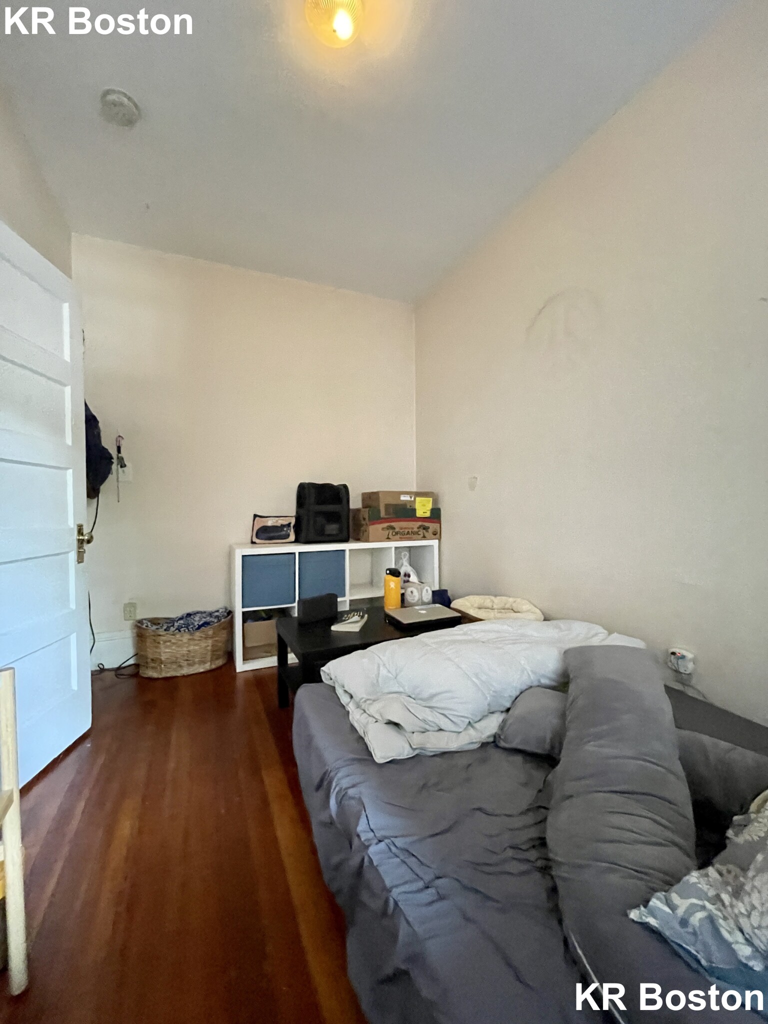 4 bed, 2 bath apartment for rent at 43 Strathmore Unit 1, Brighton — photo 10 of 28
